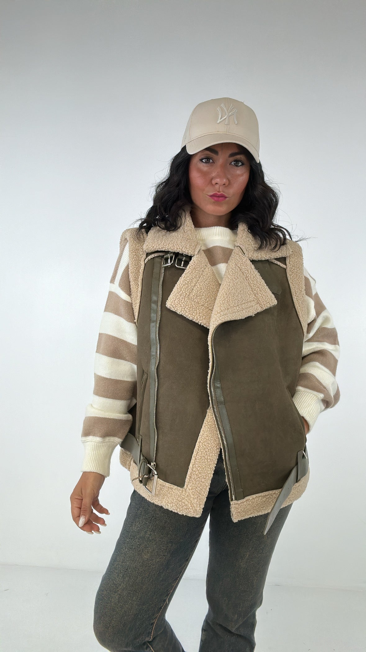 Ecomontone SMANICATO CON CINTURA - VERDE MILITARE