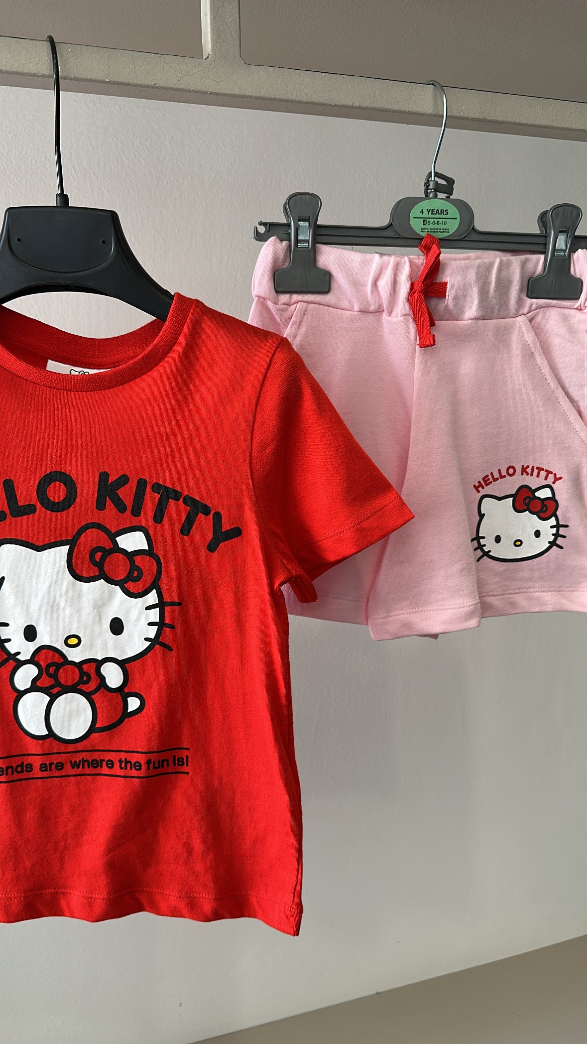Completo HELLO KITTY 4-10A - ROSSO