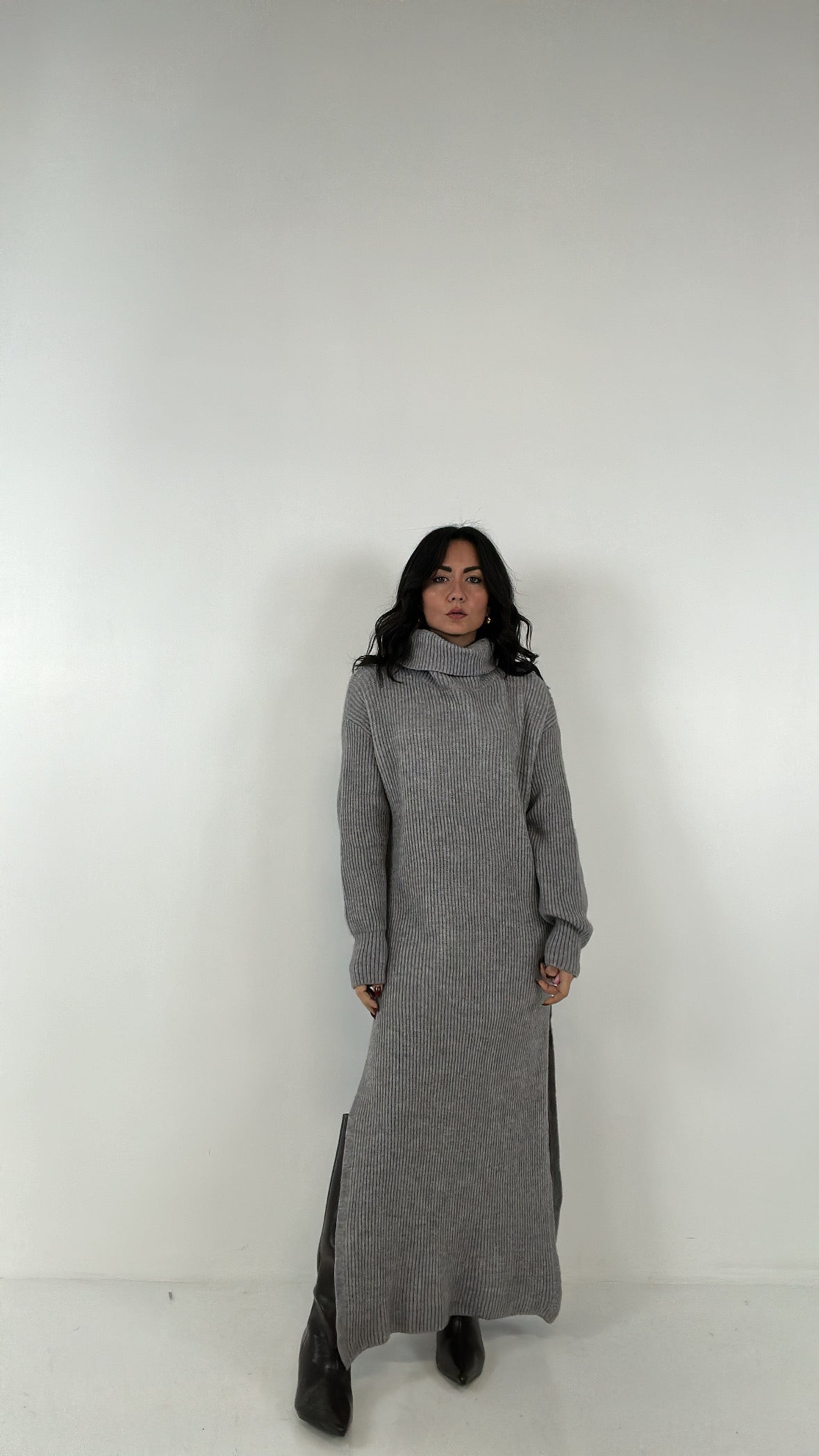 Vestito CON COLLO IN MAGLIA - GRIGIO