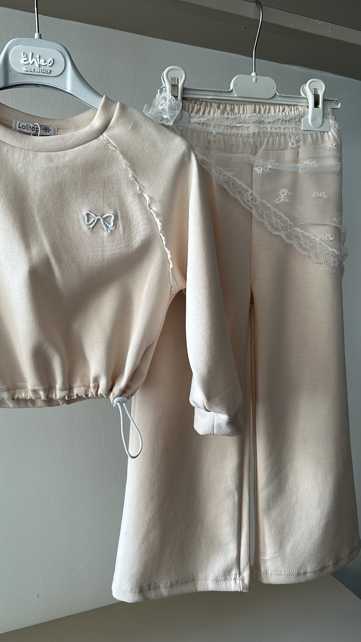 Tuta FIOCCO CON PIZZO 3-12A - BEIGE