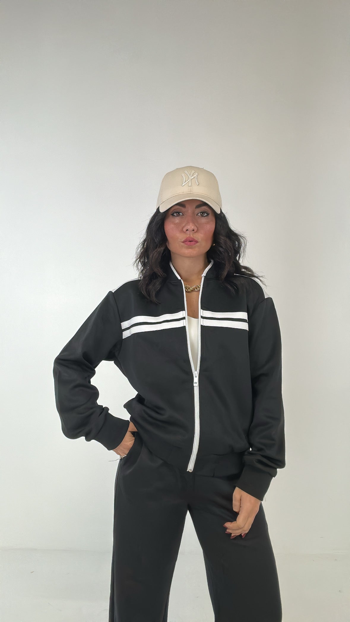 Completo TUTA RIGA BIANCA - NERO