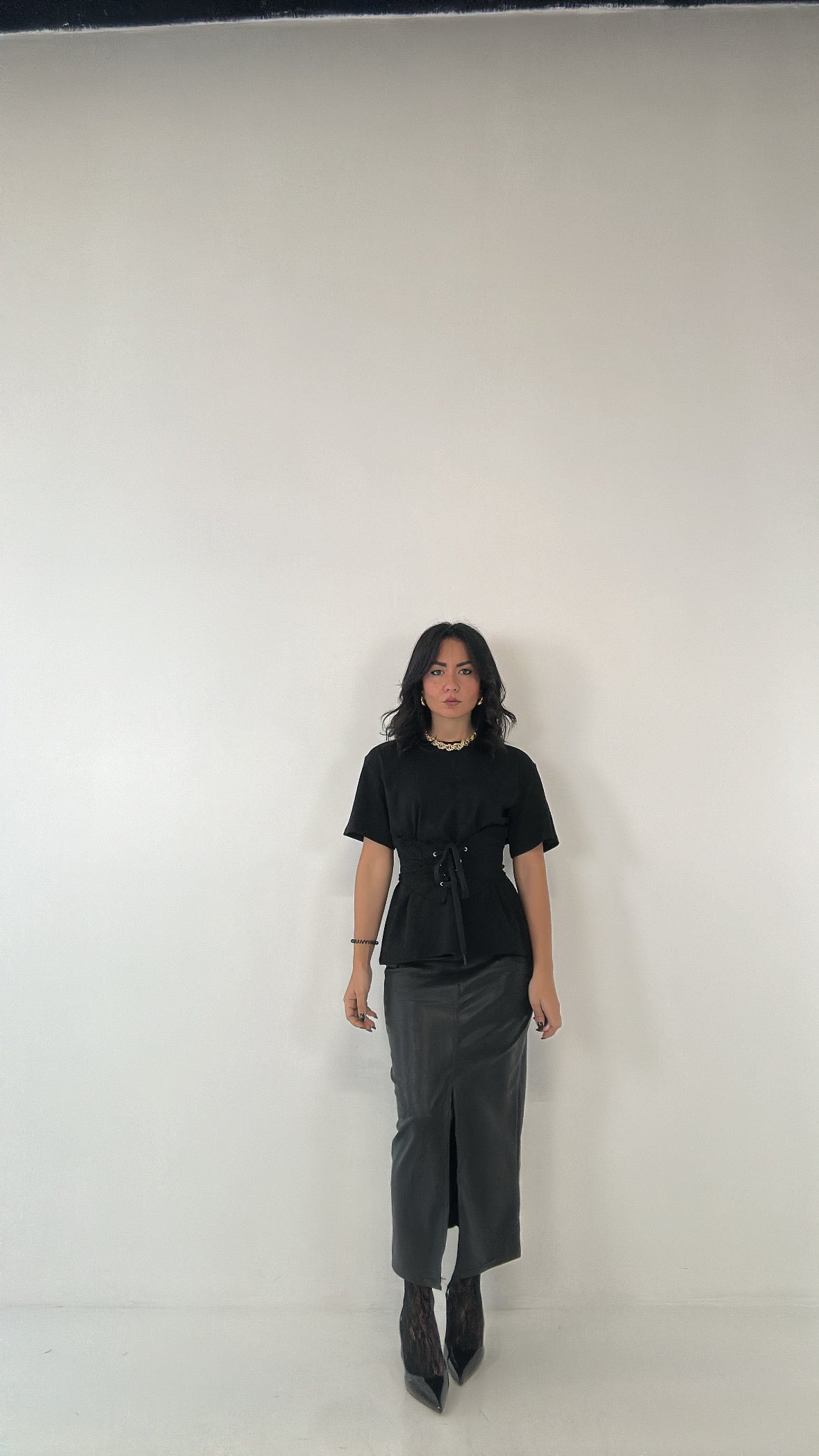 Gonna CON SPACCO ECOPELLE - NERO