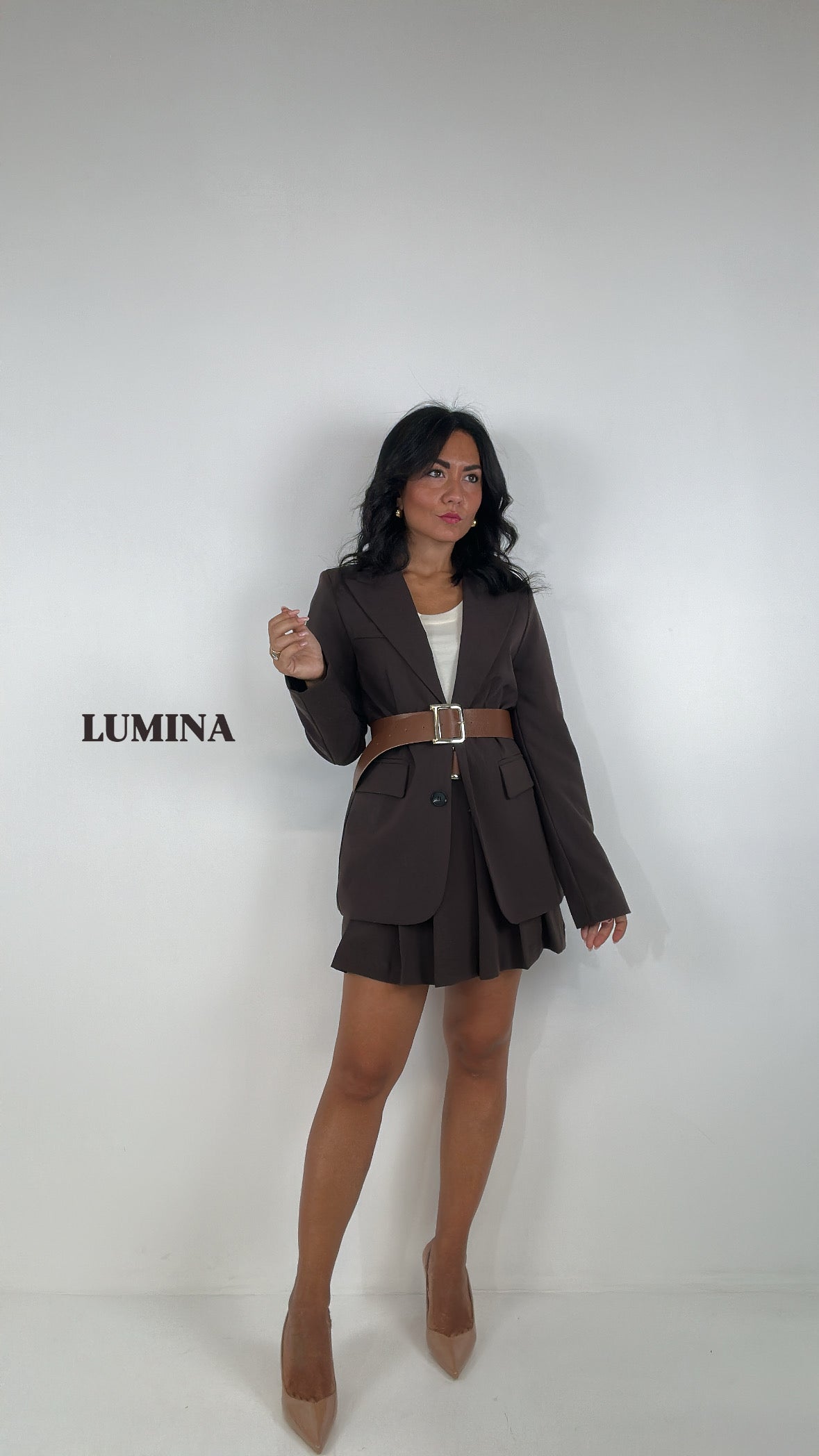 Giacca LUMINA CON CINTURA - MARRONE