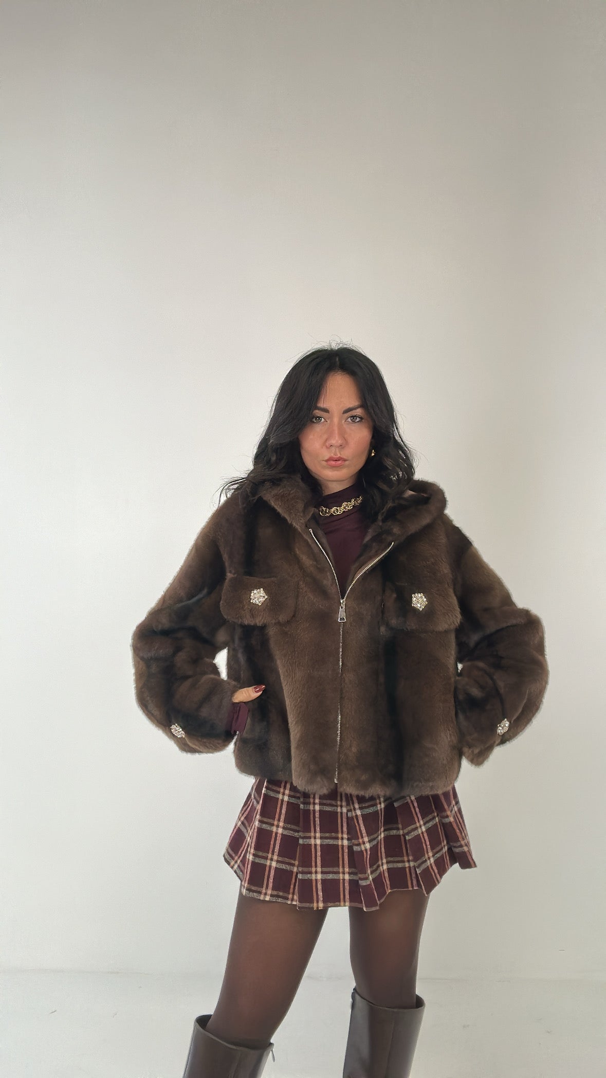 Ecopelliccia CAPPUCCIO E STRASS - MARRONE