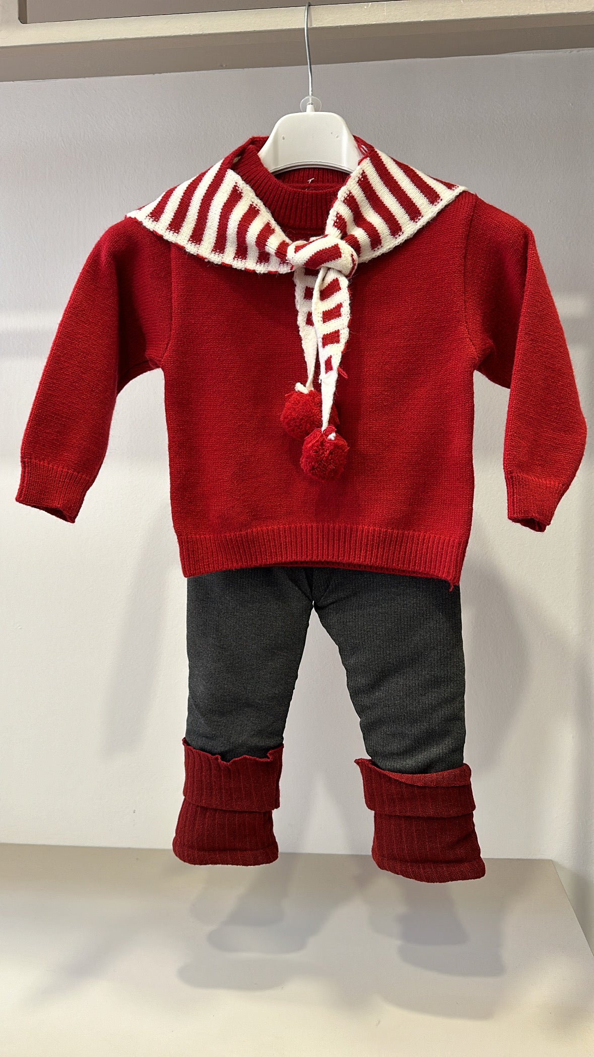 Completo CON PONPON - BORDEAUX