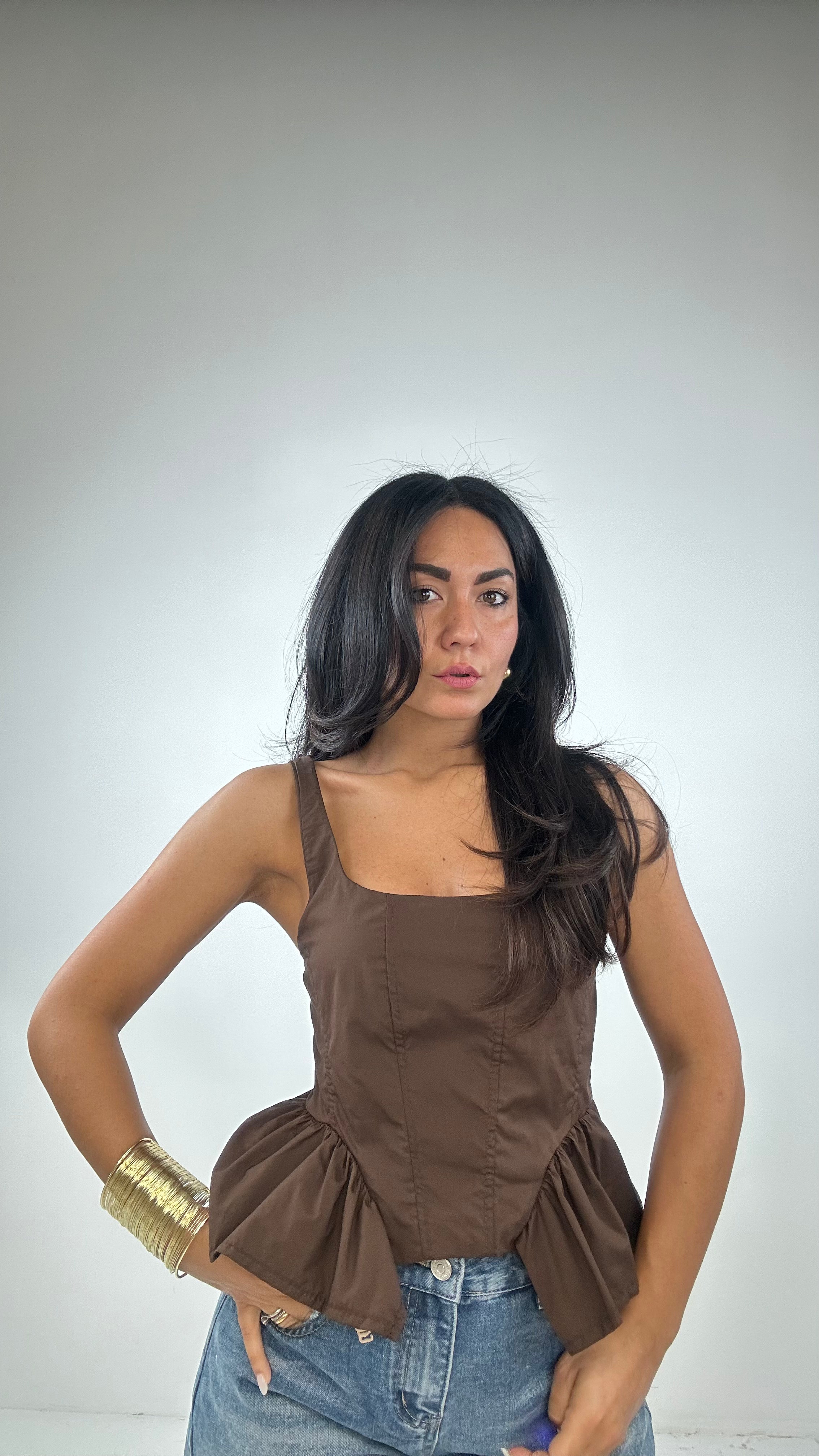 Top NAOMI - MARRONE