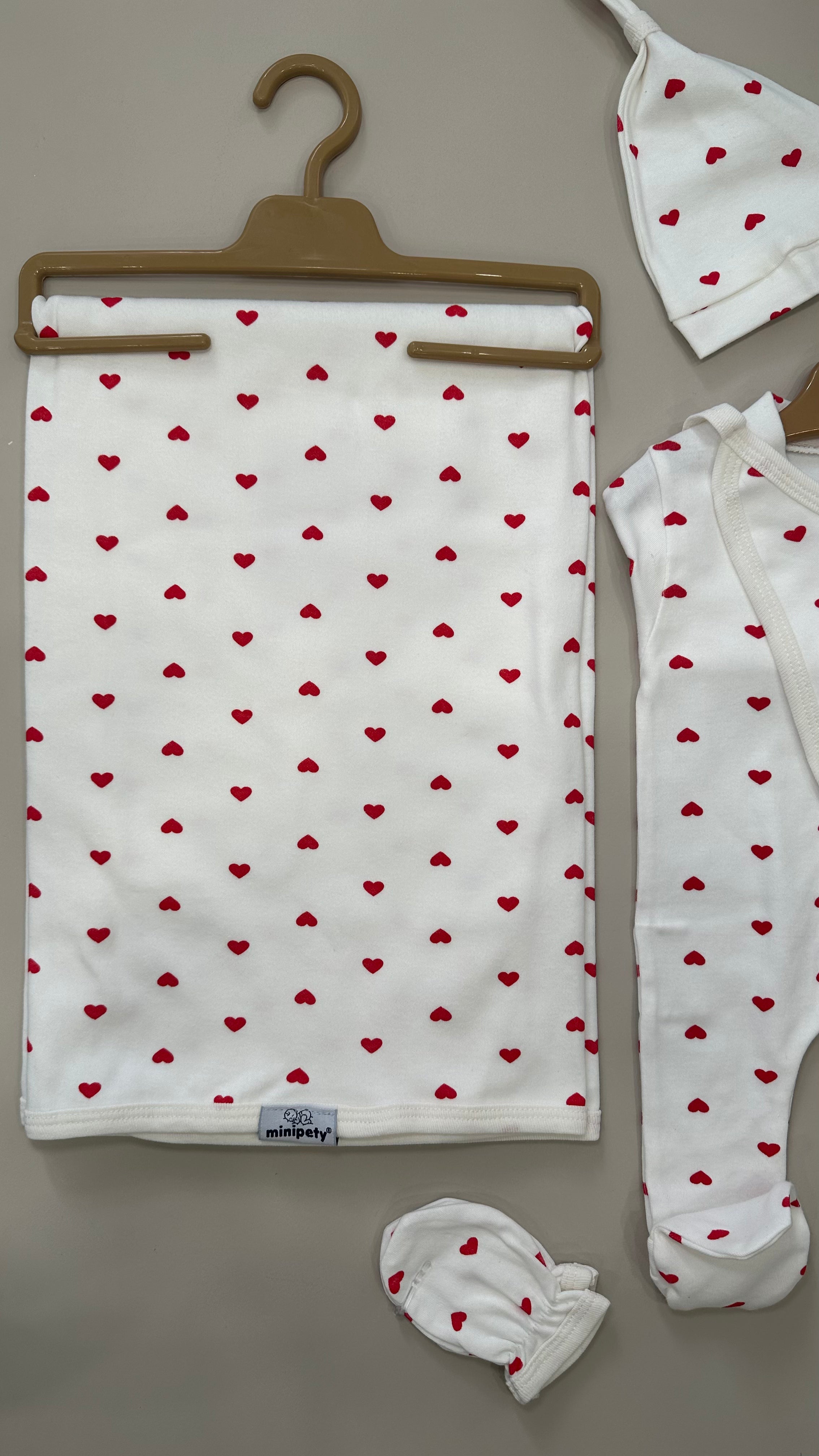Set TUTINA 5PZ CON SCIALLE 0-3 - BIANCO