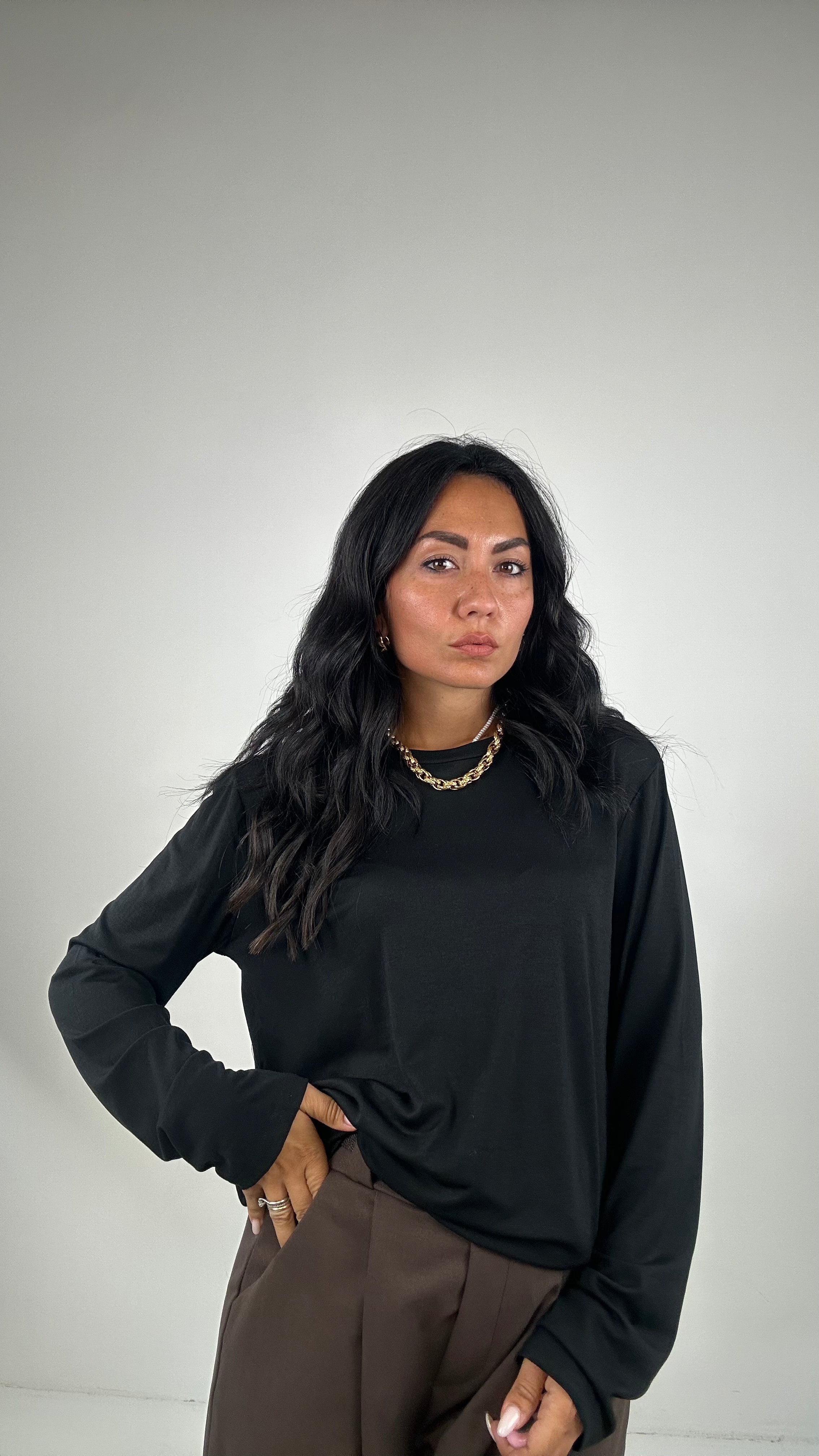 Maglia BASIC LARGEST - NERO