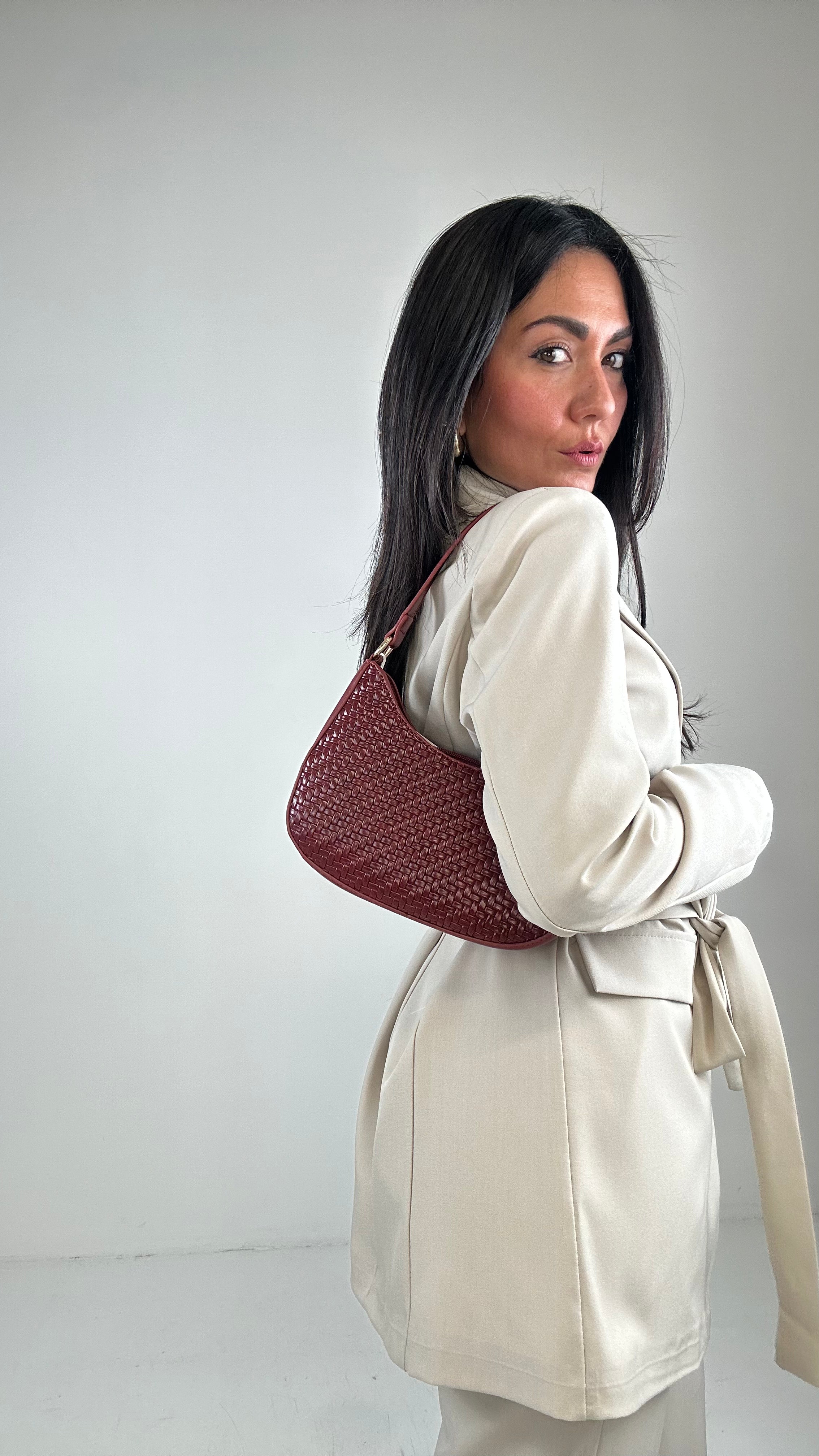 Borsa LUNETTA INTRECCIATA - BORDEAUX