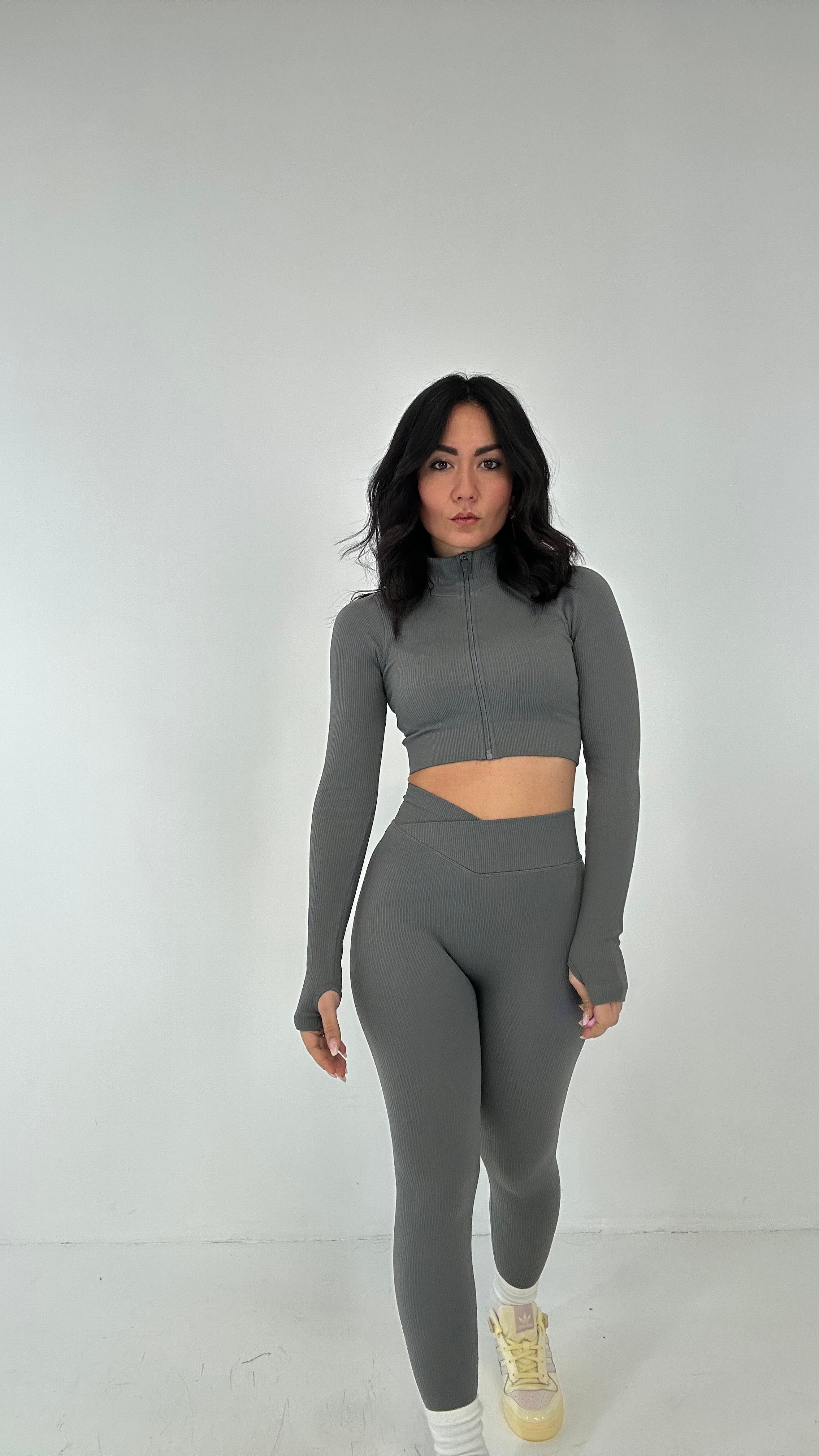Coordinato ZIP E V - GRIGIO