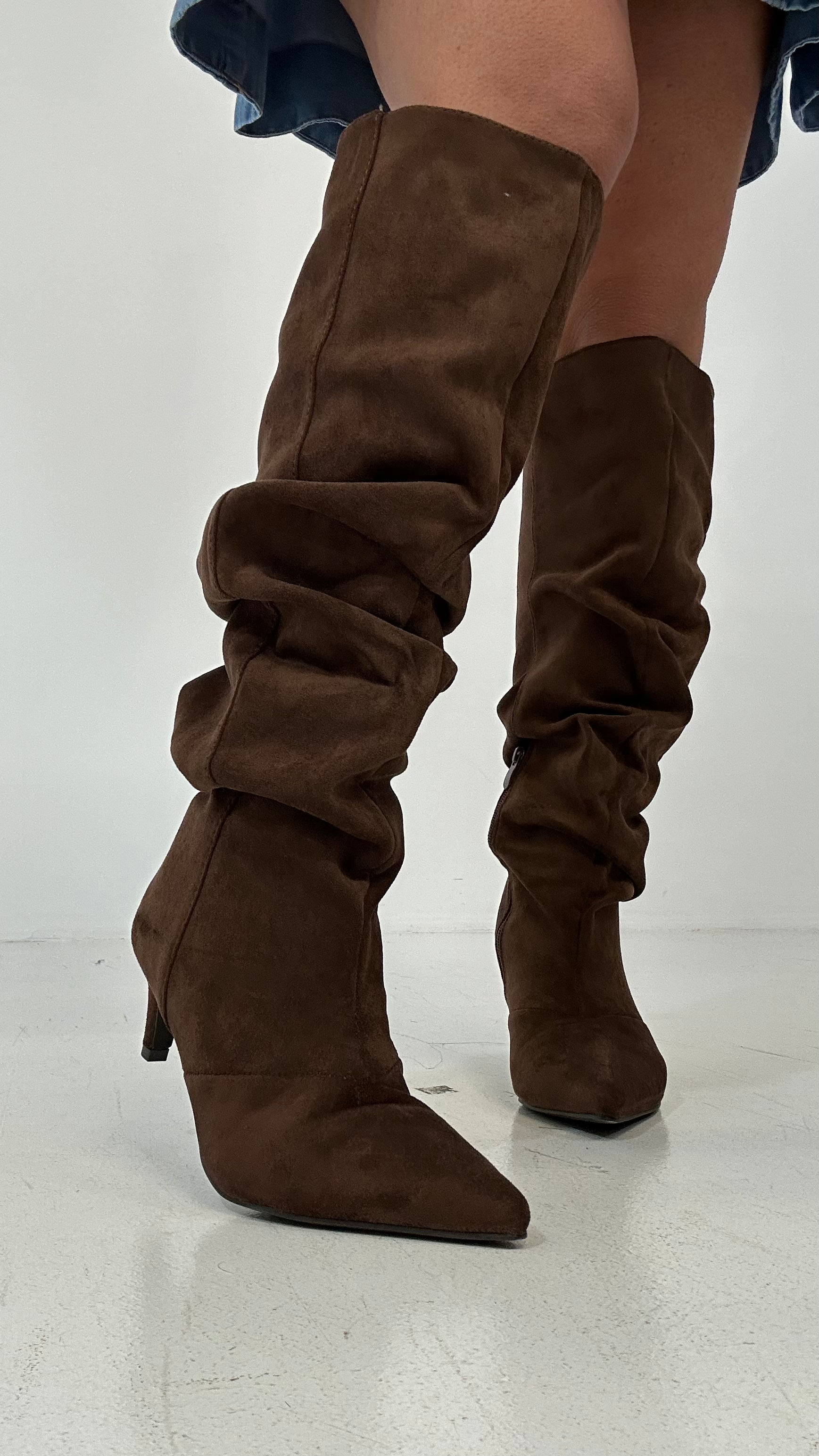 Stivale ARRICCIATO IN CAMOSCIO - MARRONE