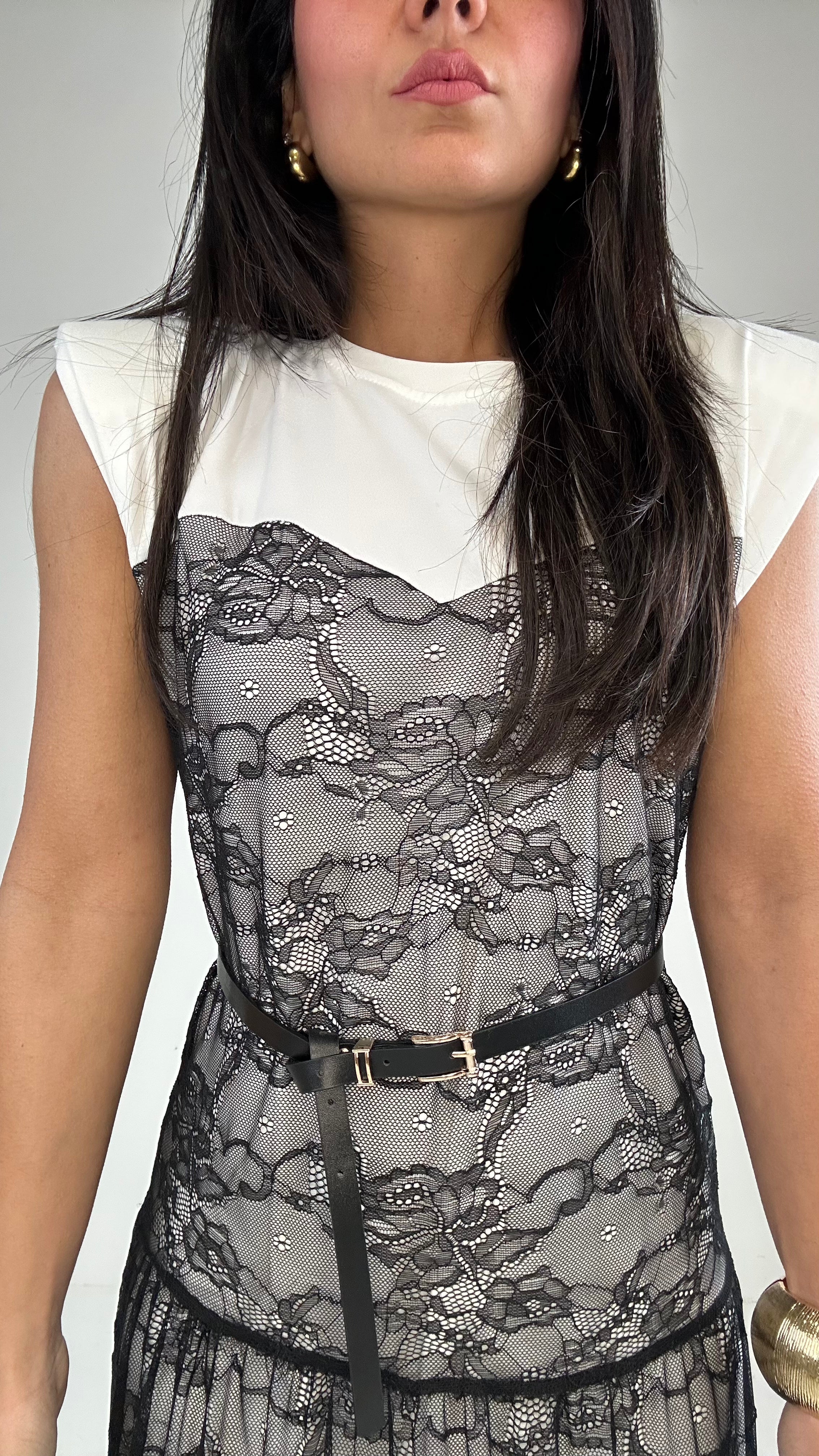 Vestito CON PIZZO E CINTURA - BIANCO