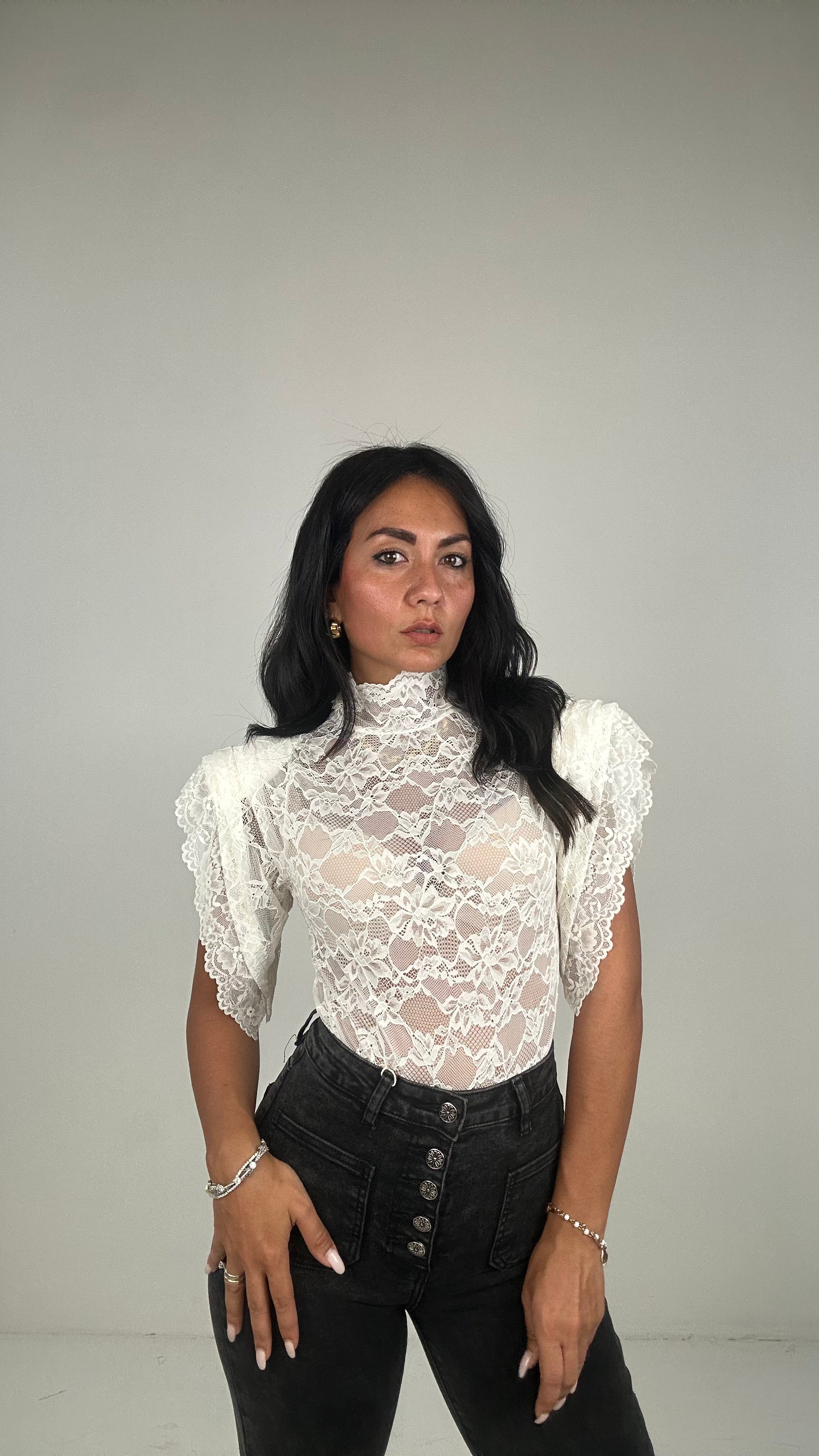 Body IN PIZZO MANICA VOLANT - BIANCO