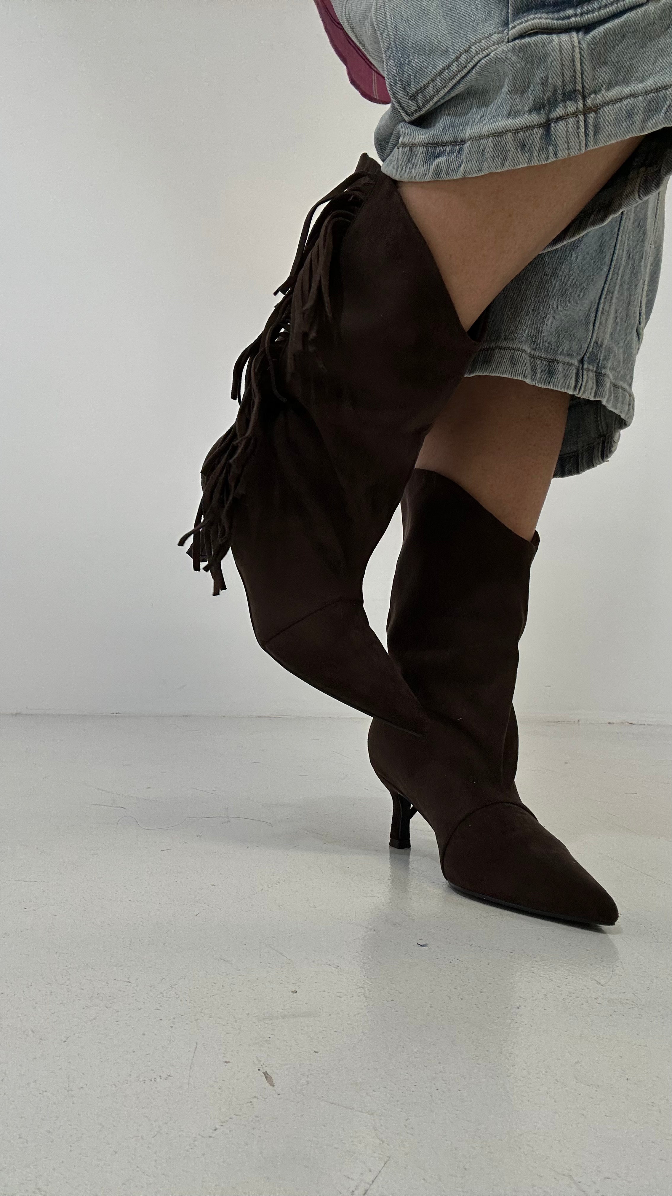 Stivaletto CON FRANGE - MARRONE