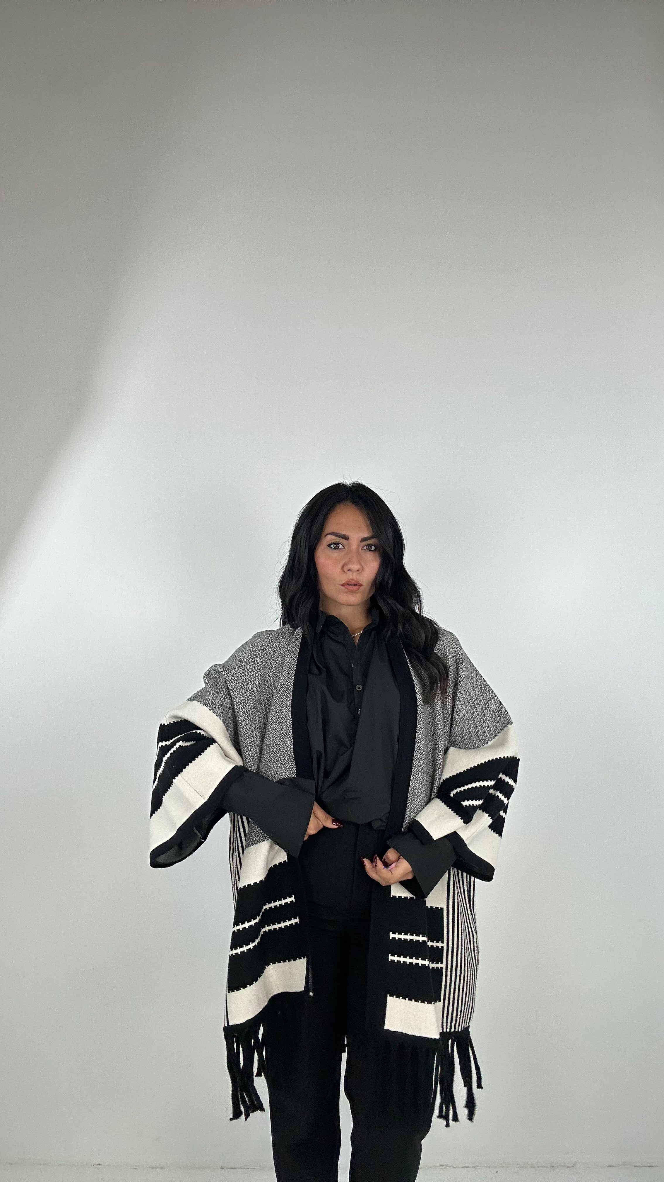 Kimono MANTELLA - NERO