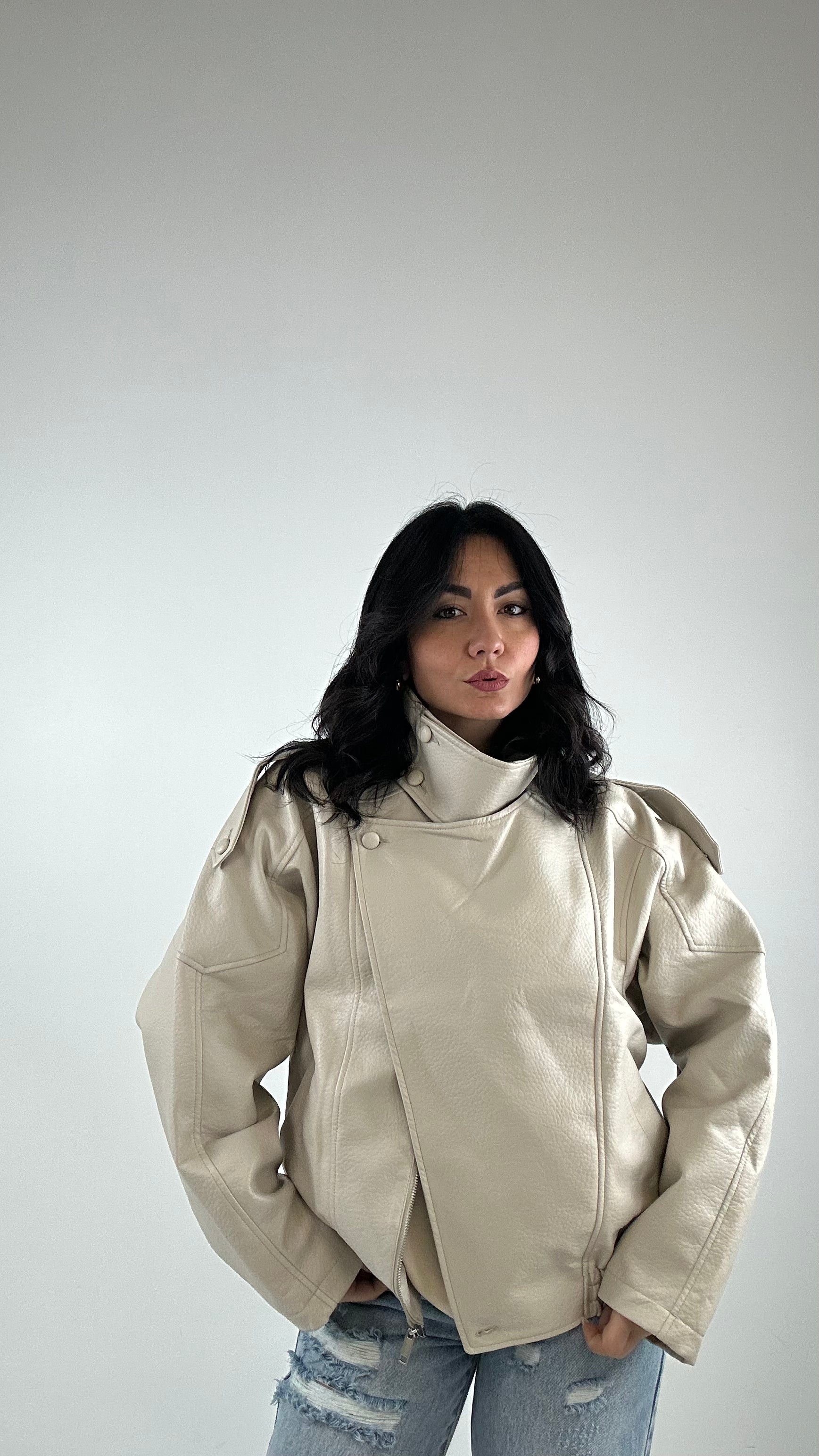 Giubbino ECOPELLE COLLO E BOTTONI - CREMA