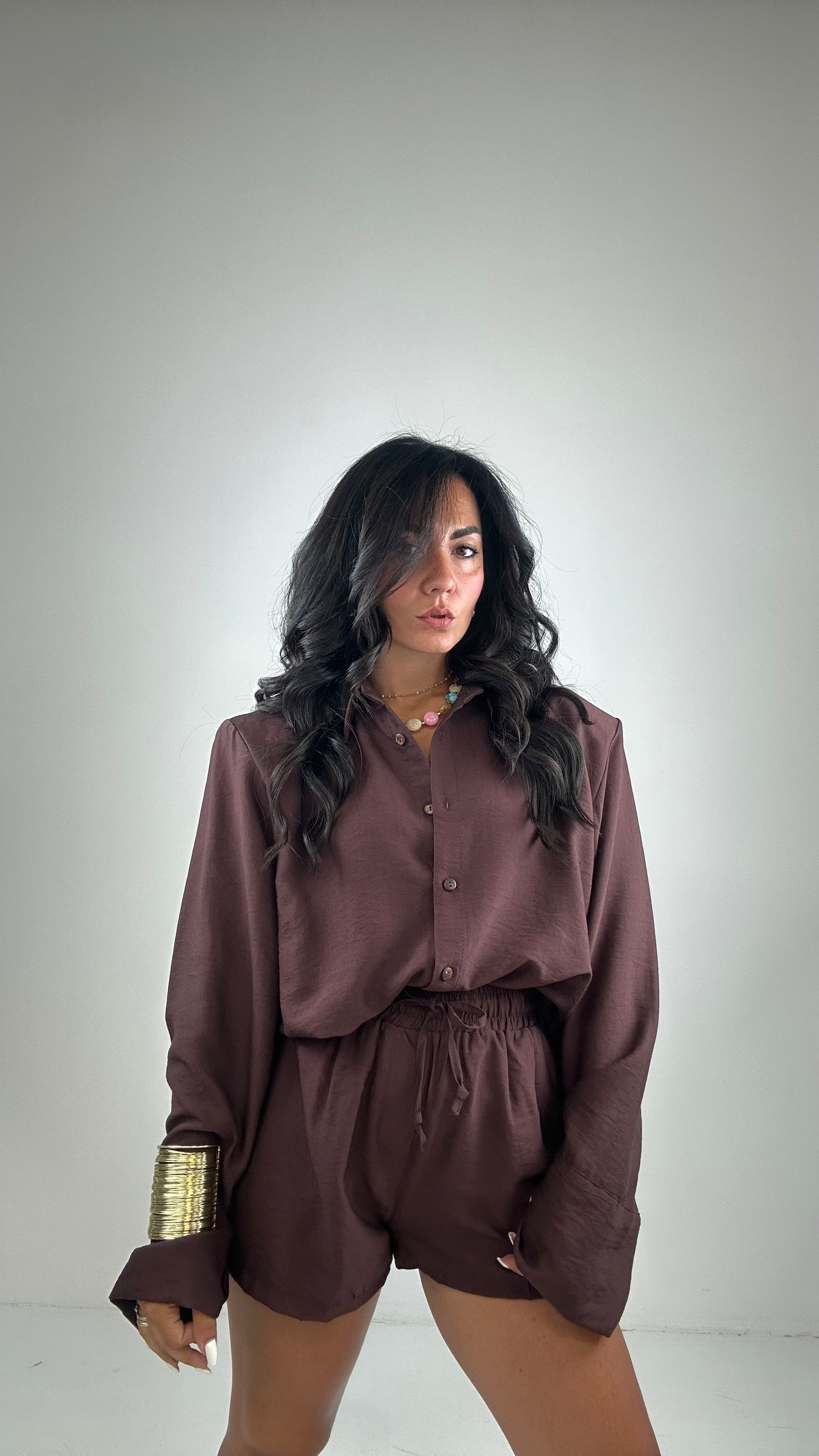 Completo CAMICIA CON SPALLINA - MARRONE