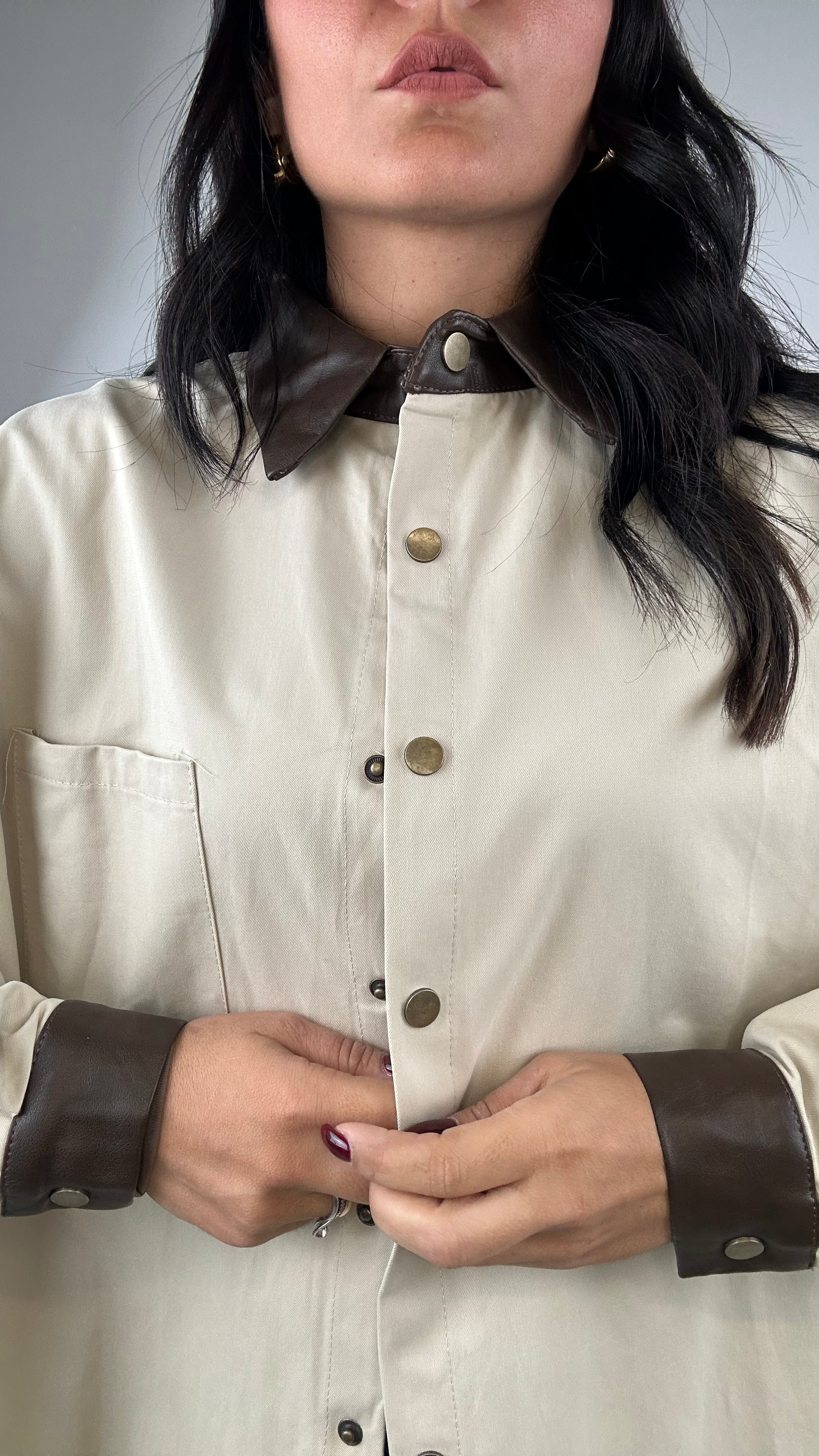 Camicia COLLO ECOPELLE - BEIGE