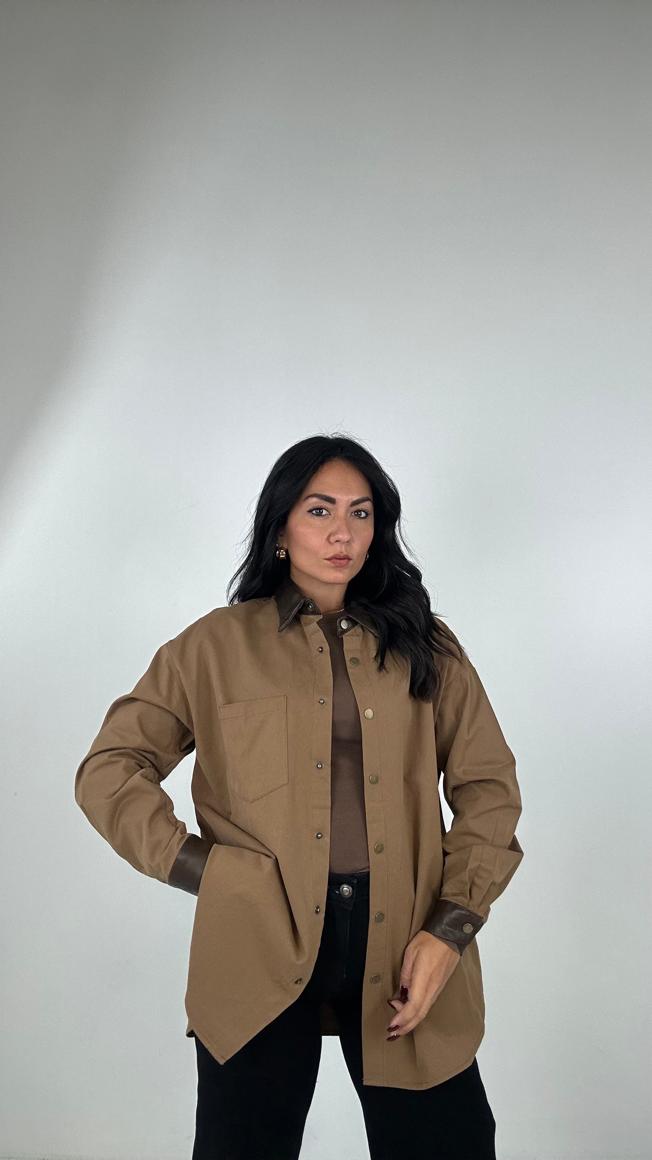 Camicia COLLO ECOPELLE - CAMMELLO