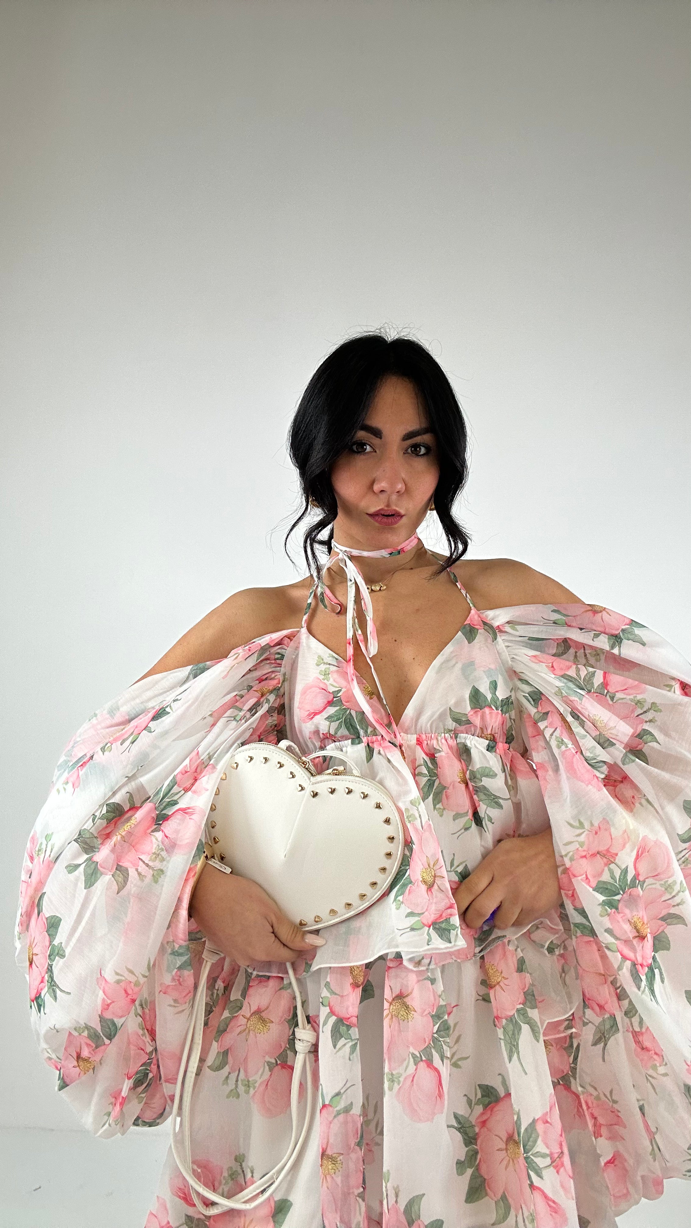 Borsa CUORE CON BORCHIETTE - BIANCO