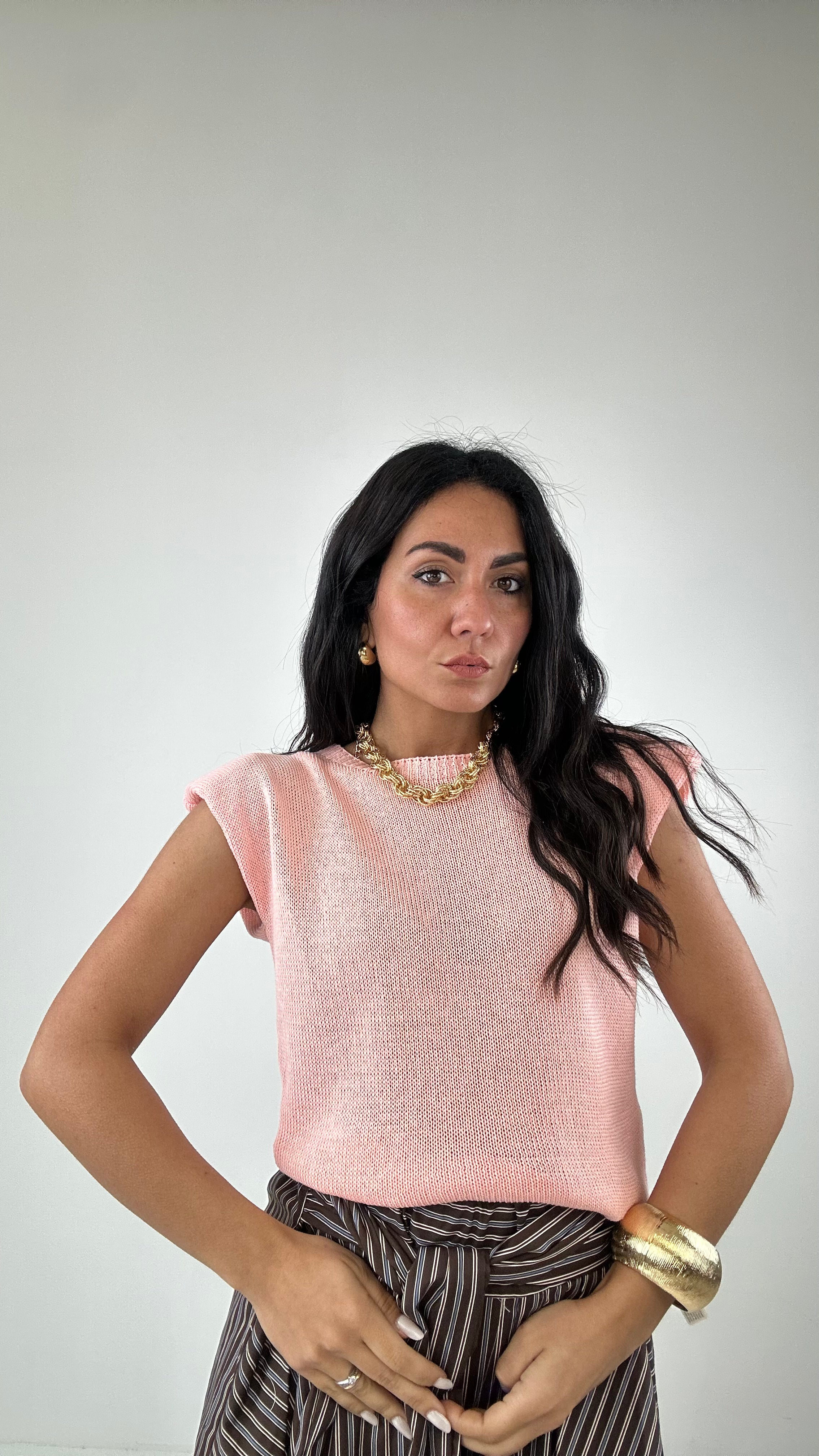 Maglia CROP IN FILO E SPALLINA - ROSA