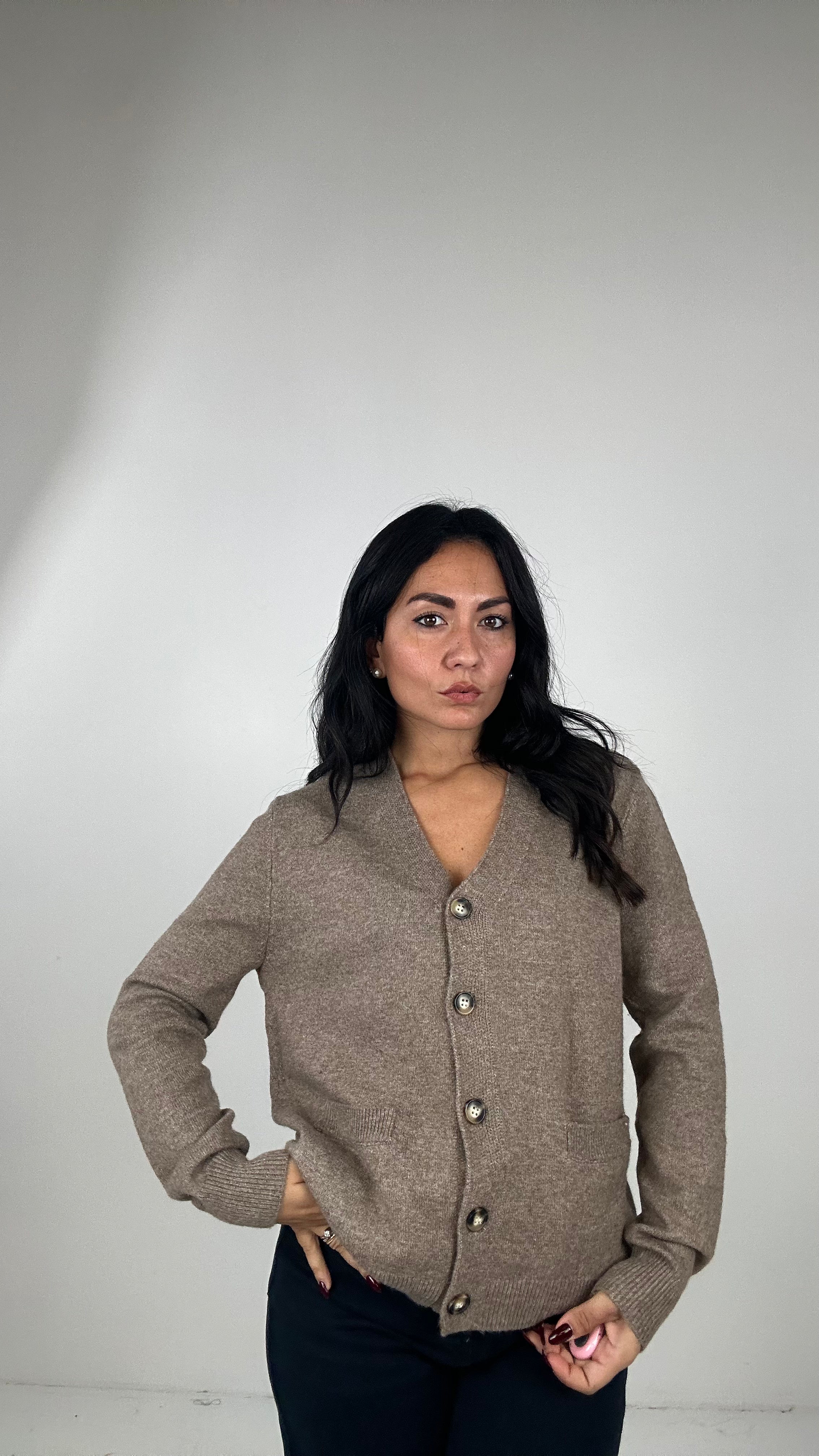 Cardigan CON TASCHE BASIC - KHAKI