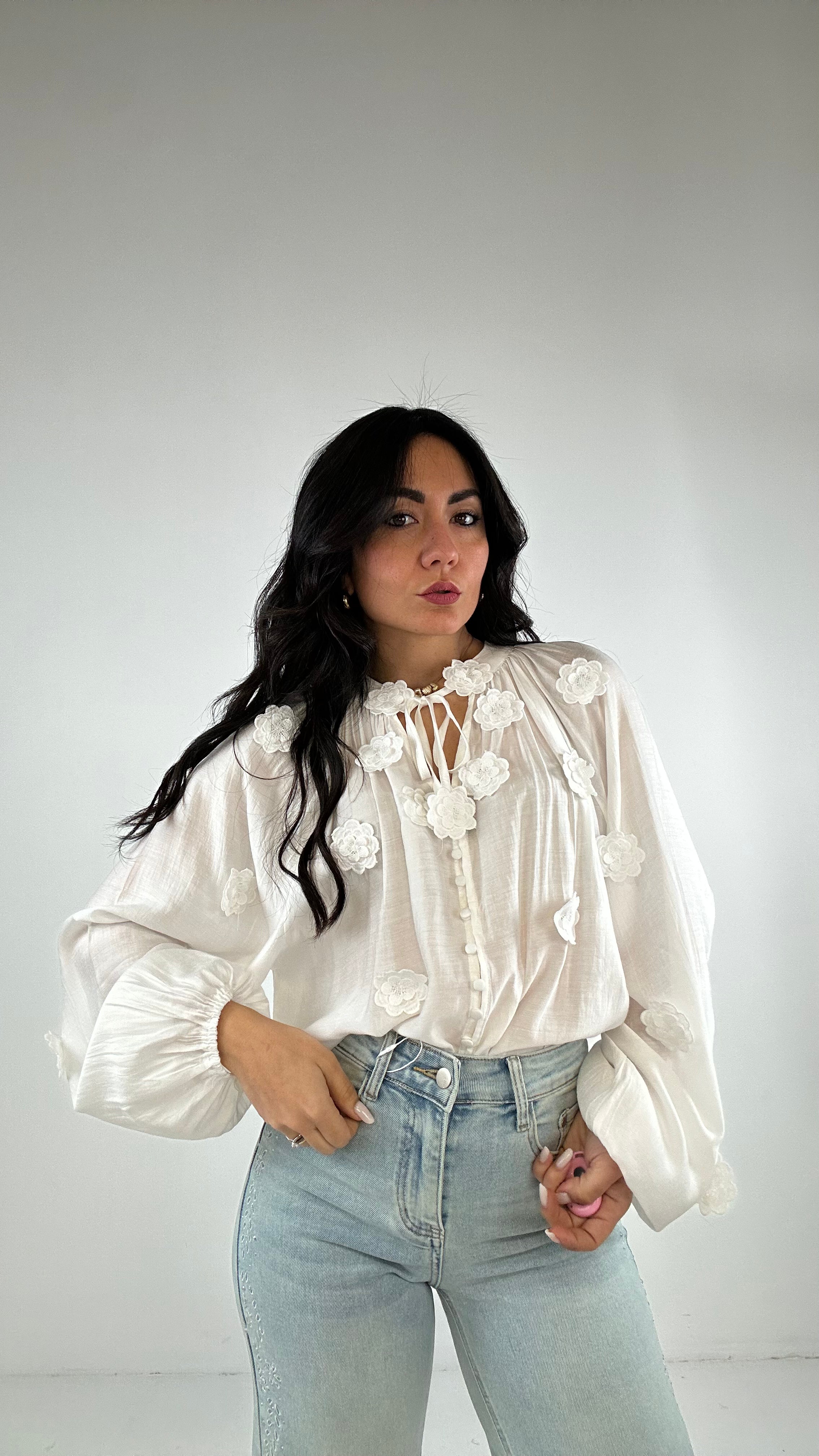 Blusa FIORE IN RILIEVO - BIANCO