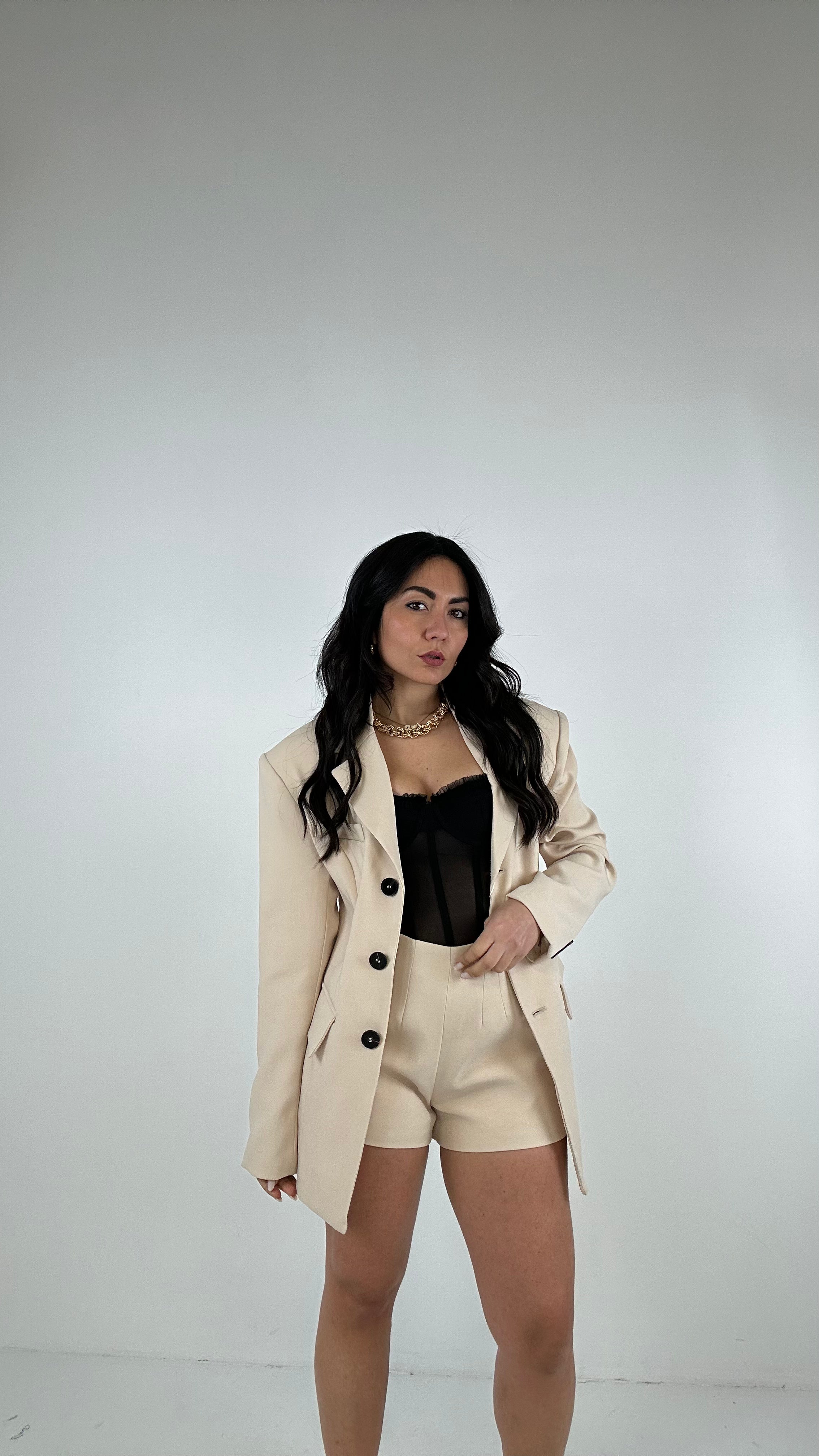 Tailleur CON PANTALONCINO - CREMA