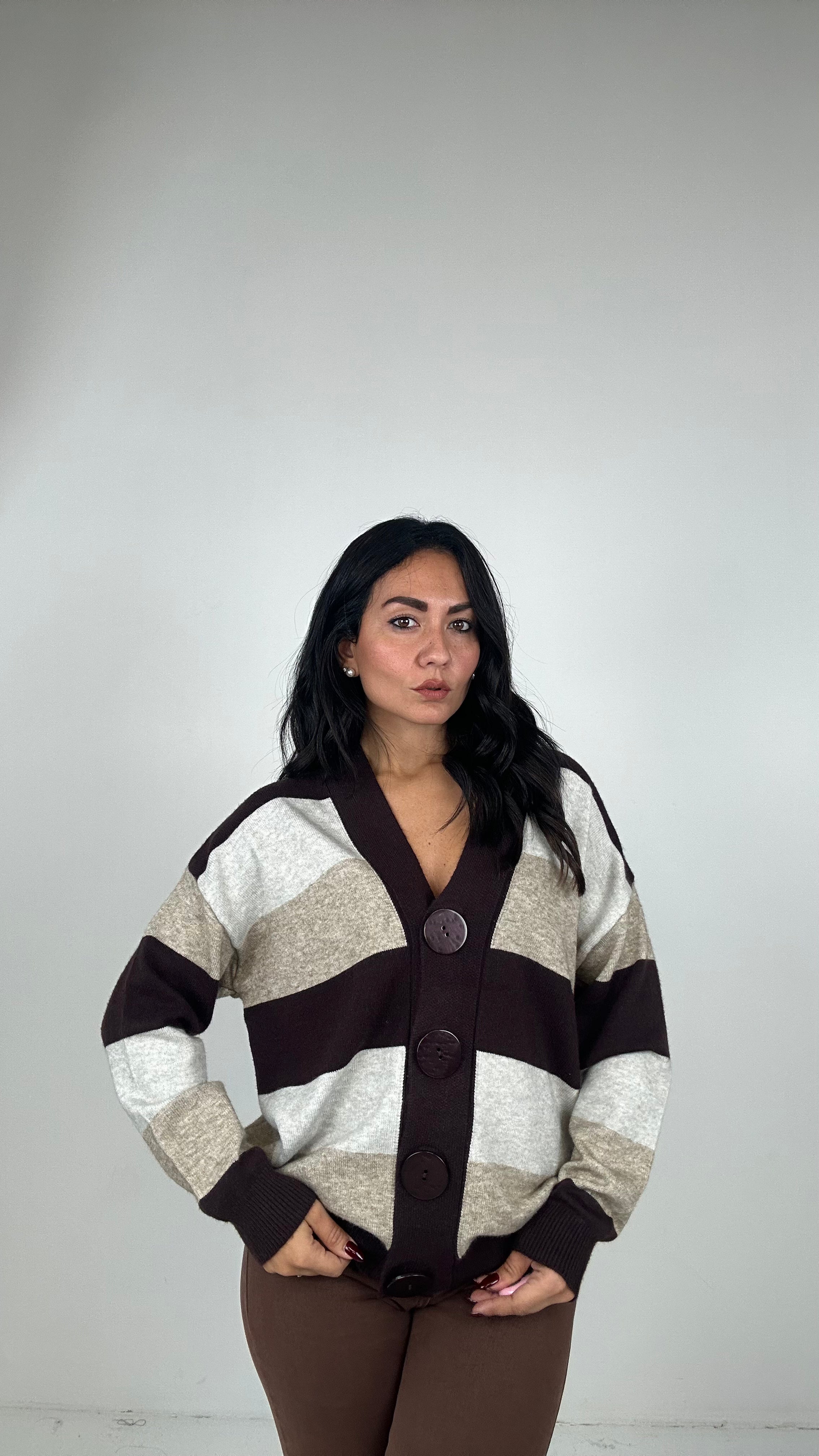 Cardigan BOTTONE E RIGHE - MARRONE