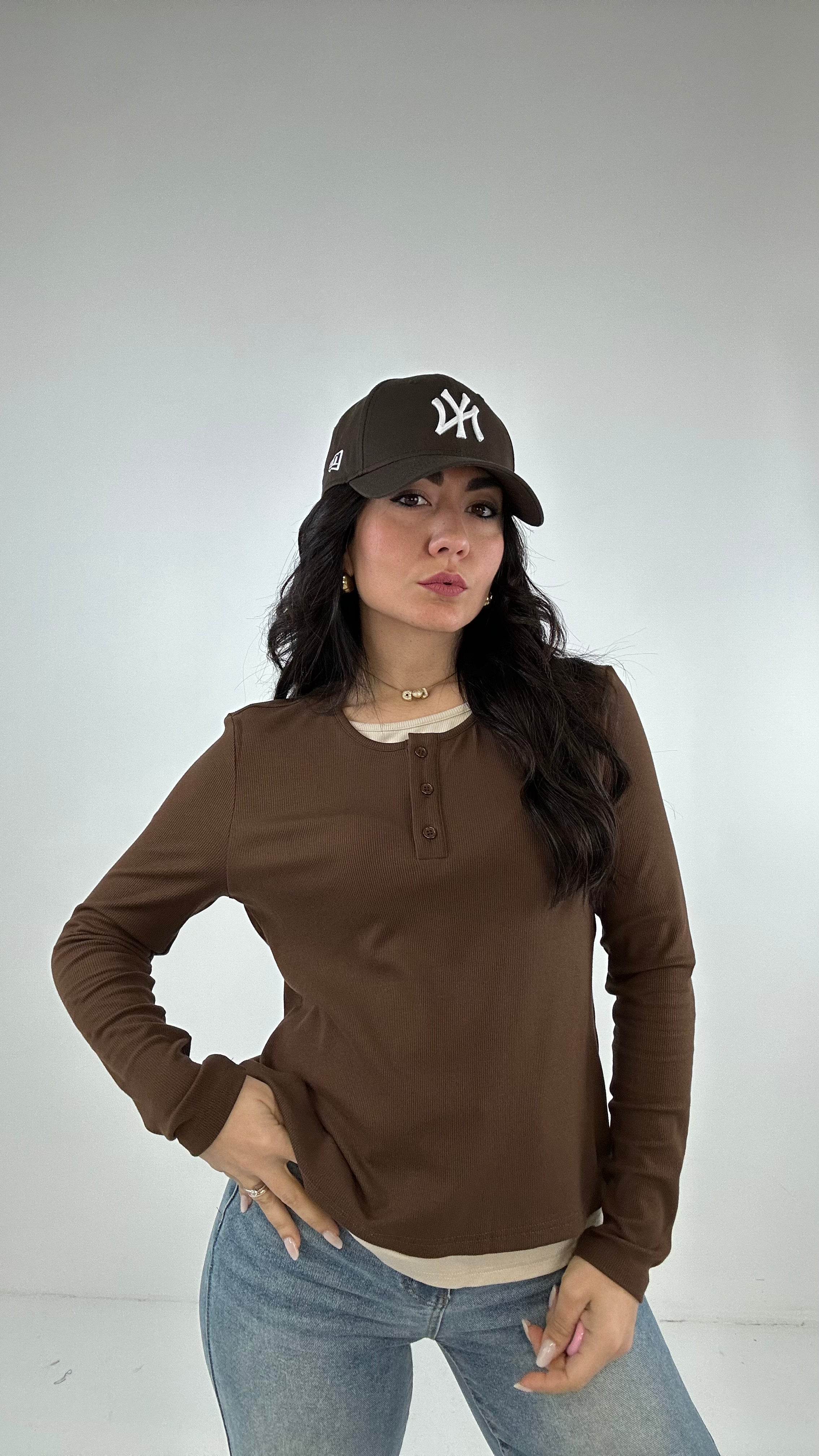 Maglia BOTTONCINI E DOPPIA - MARRONE