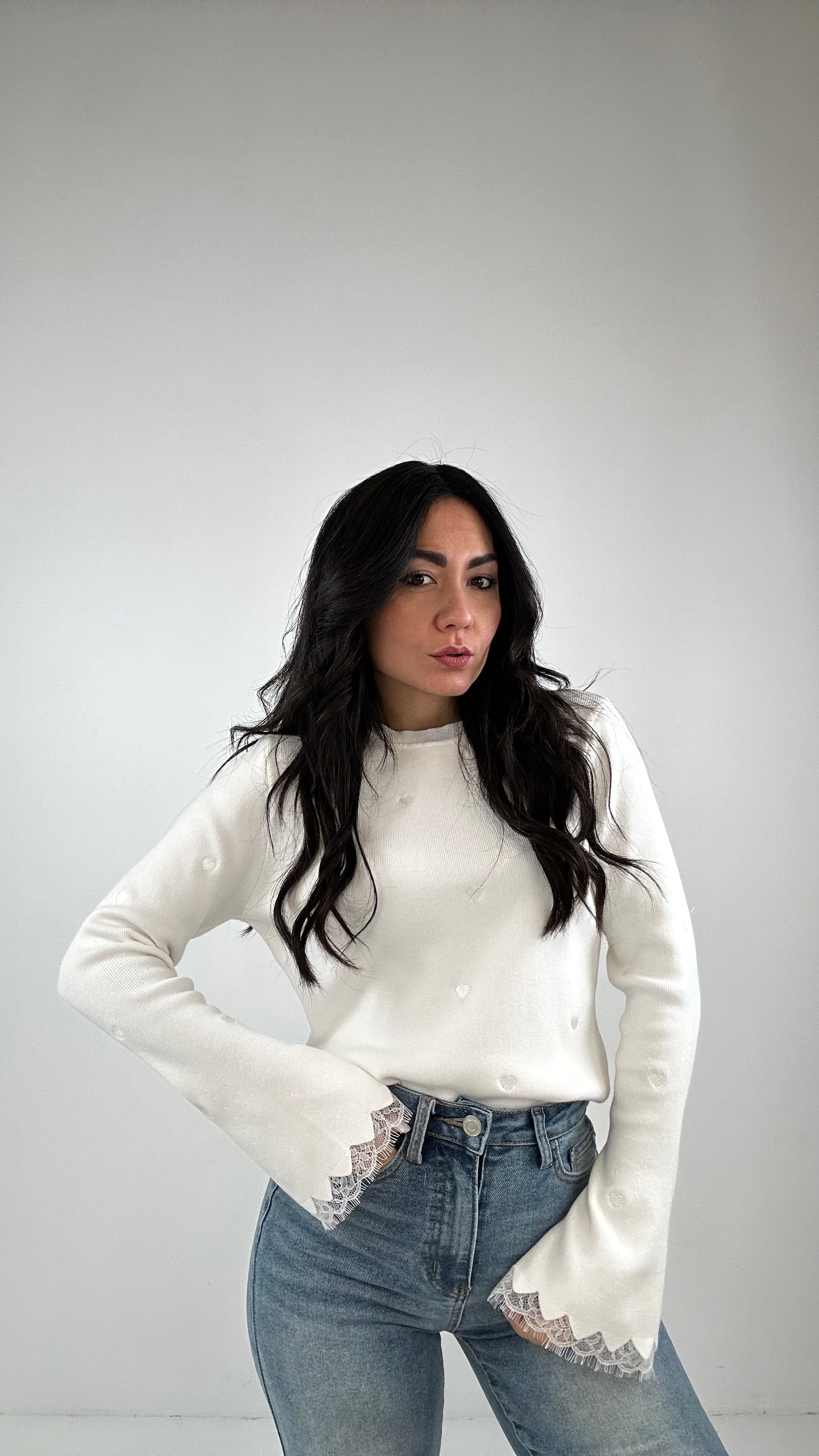 Pull LEGGERO CUORICINI - BIANCO