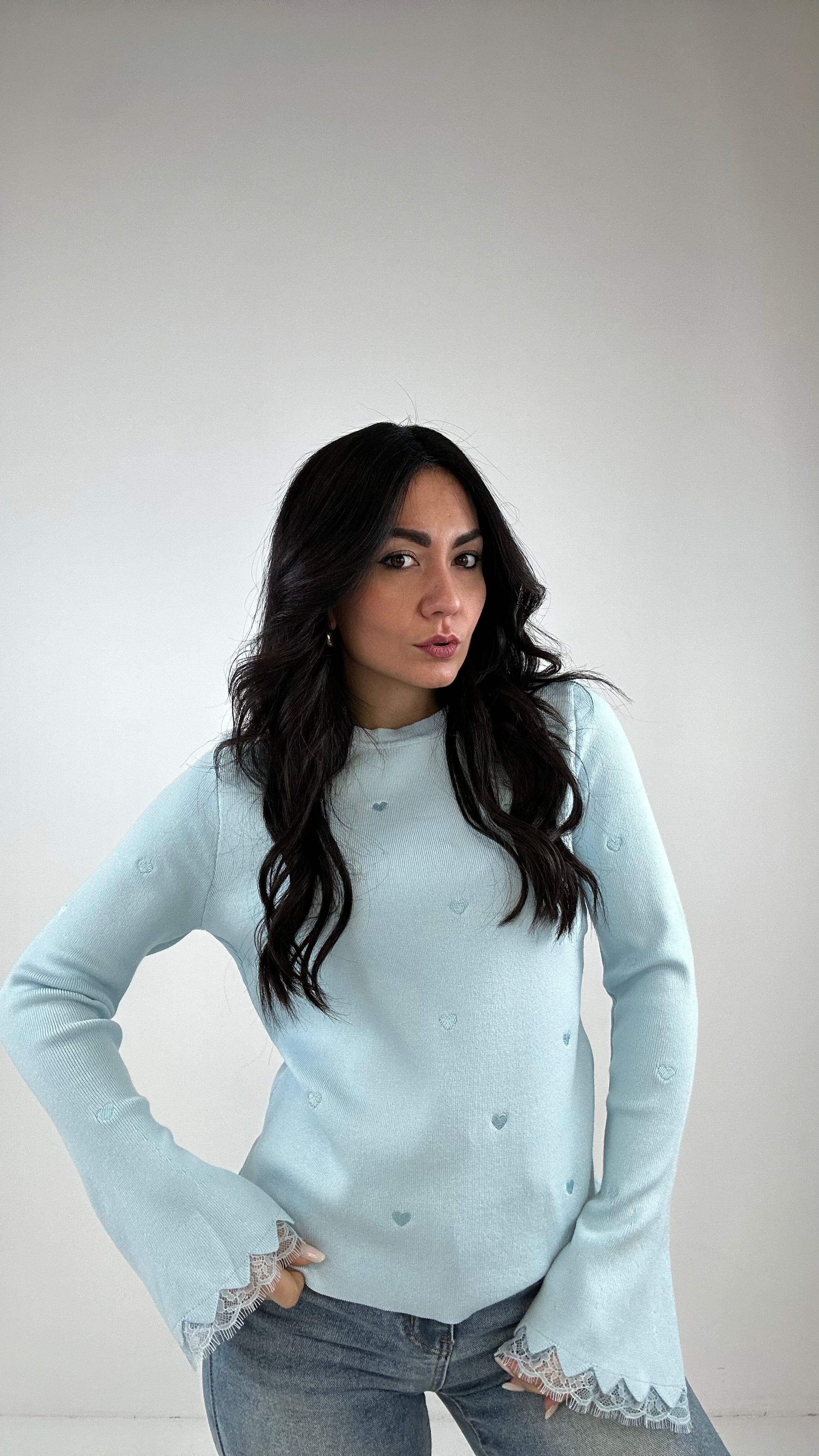 Pull LEGGERO CUORICINI - CELESTE