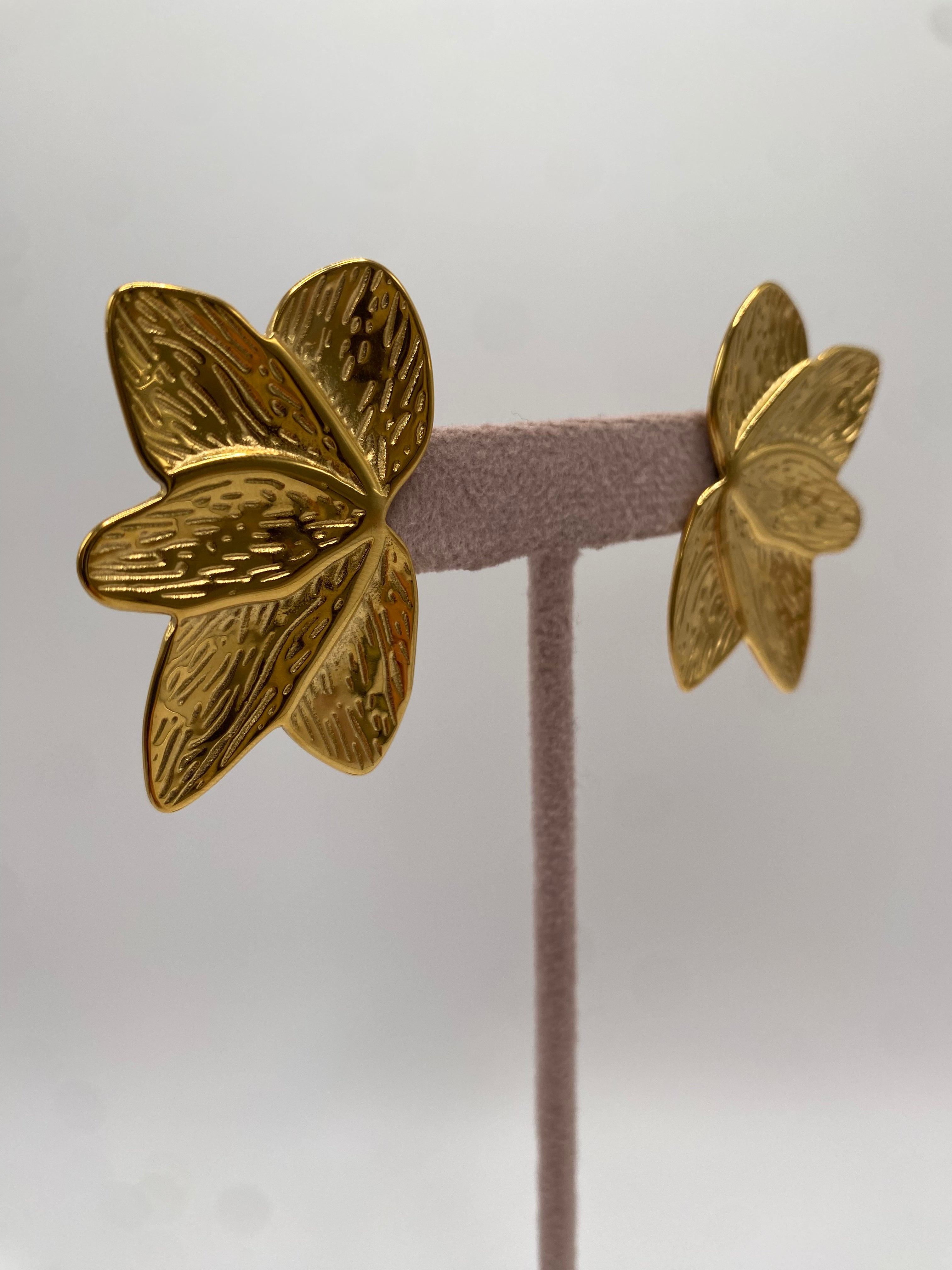 LEAF Earrings - GOLD
