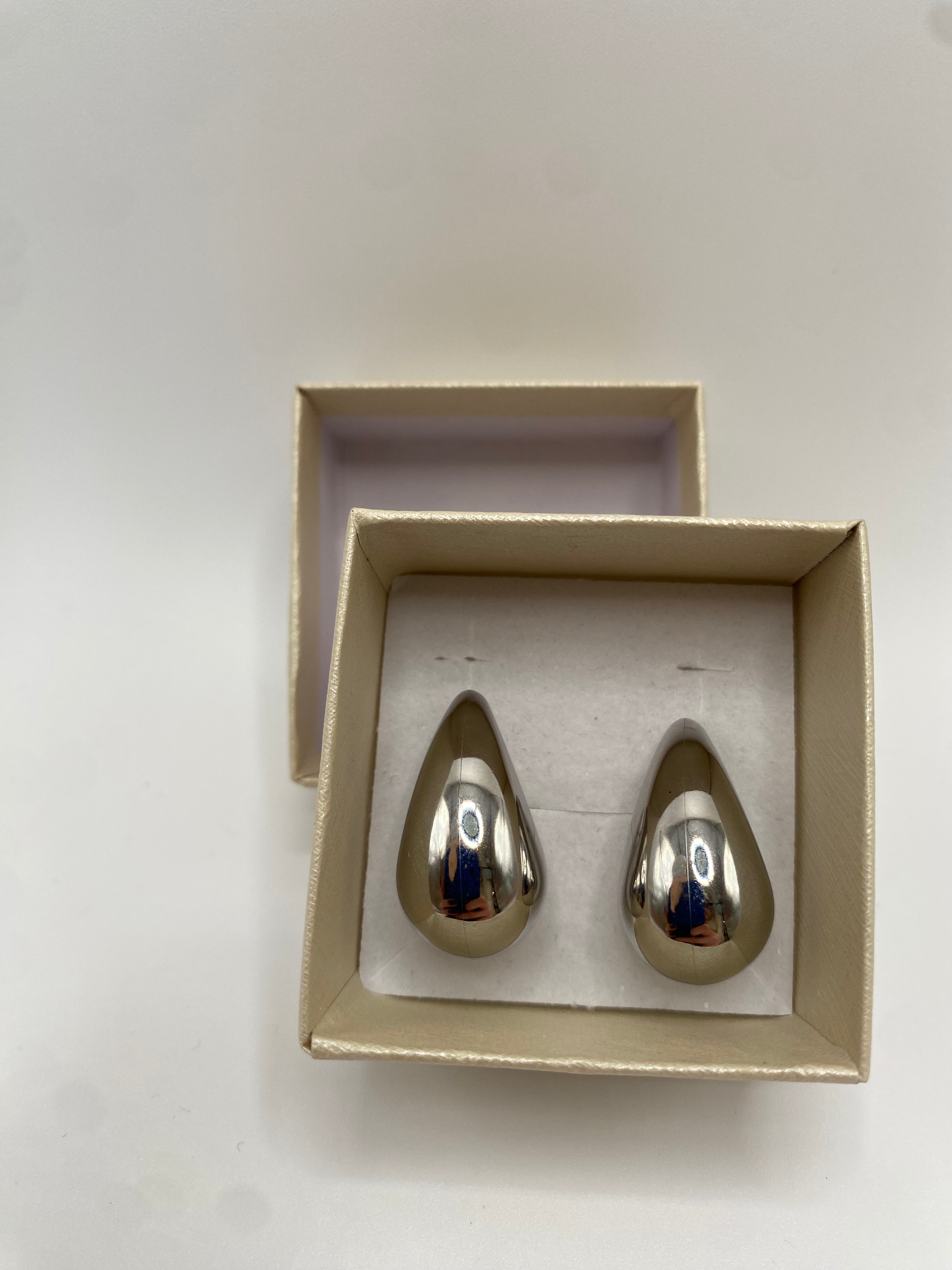 MEDIUM DROP EARRING - SILVER