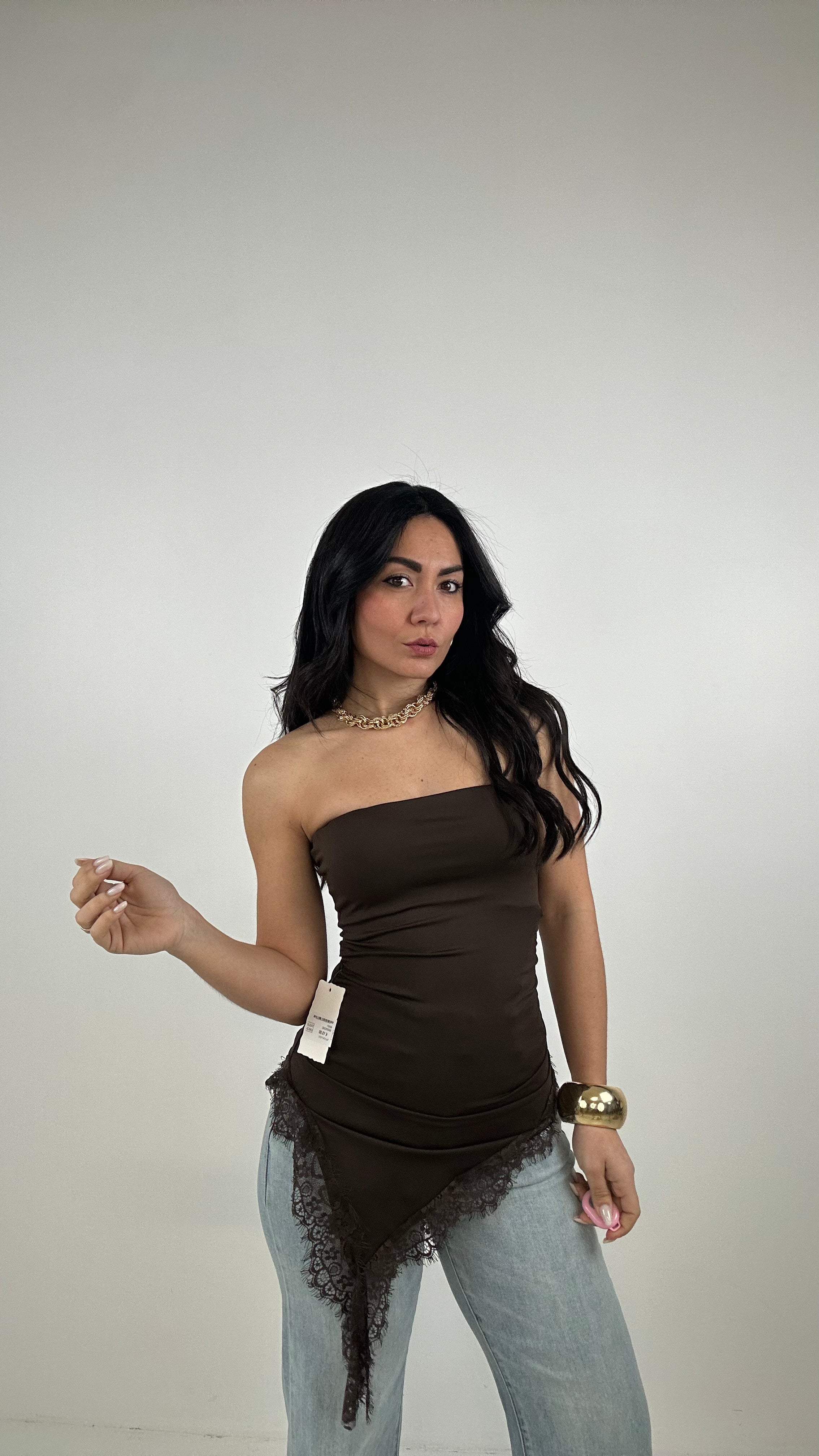 Top CON PIZZO - MARRONE