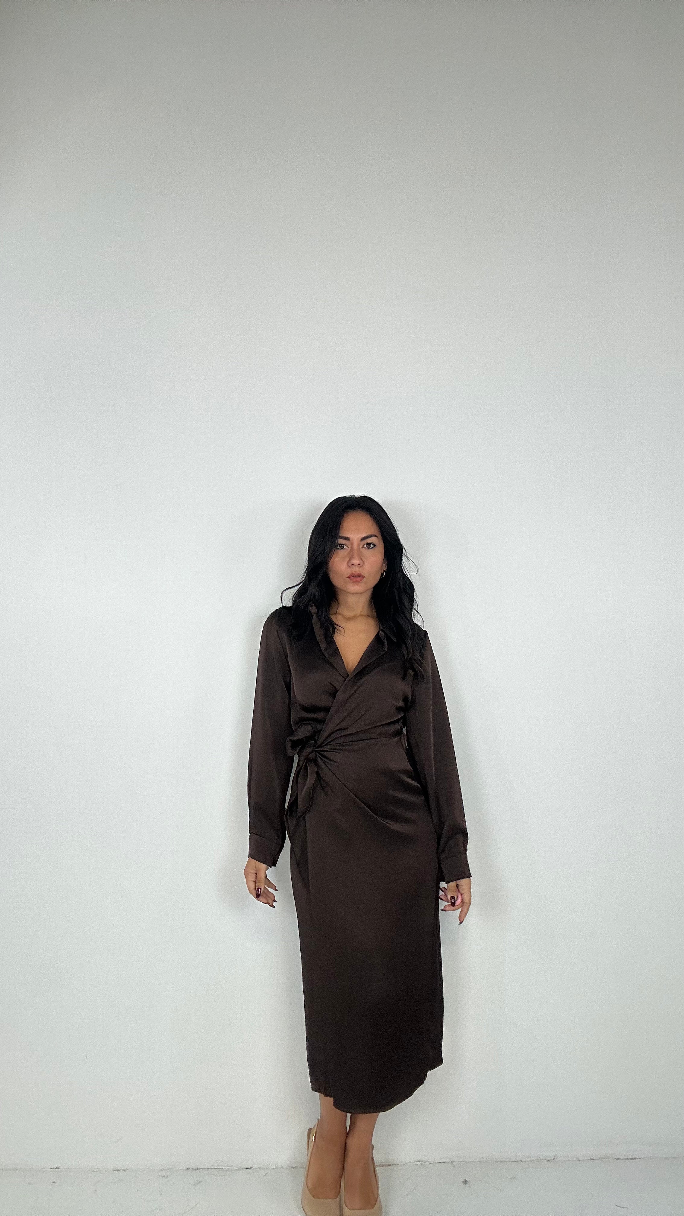 Abito SATIN PORTAFOGLIO - MARRONE