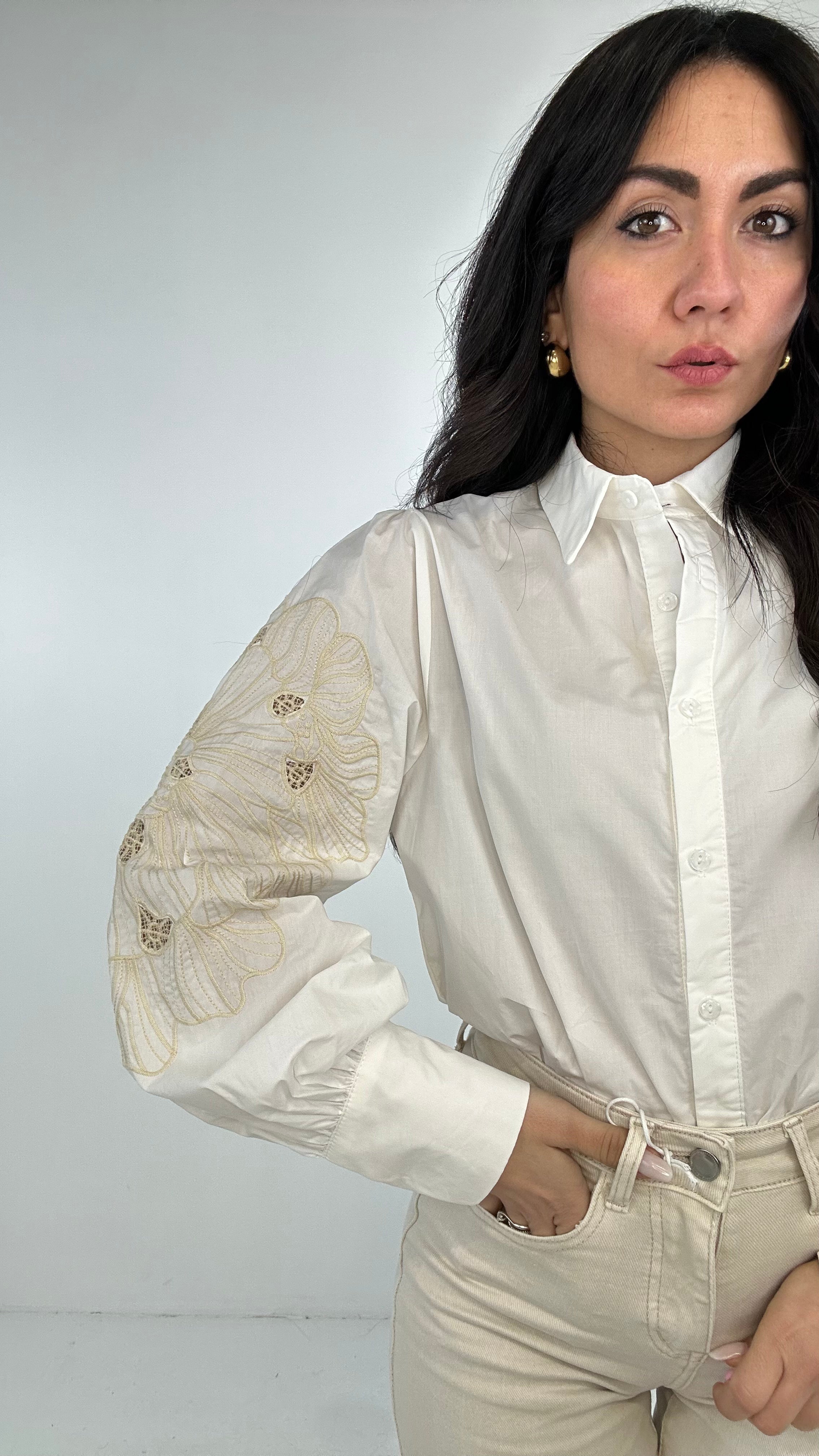 Camicia MANICA FIORE RICAMO - BIANCO