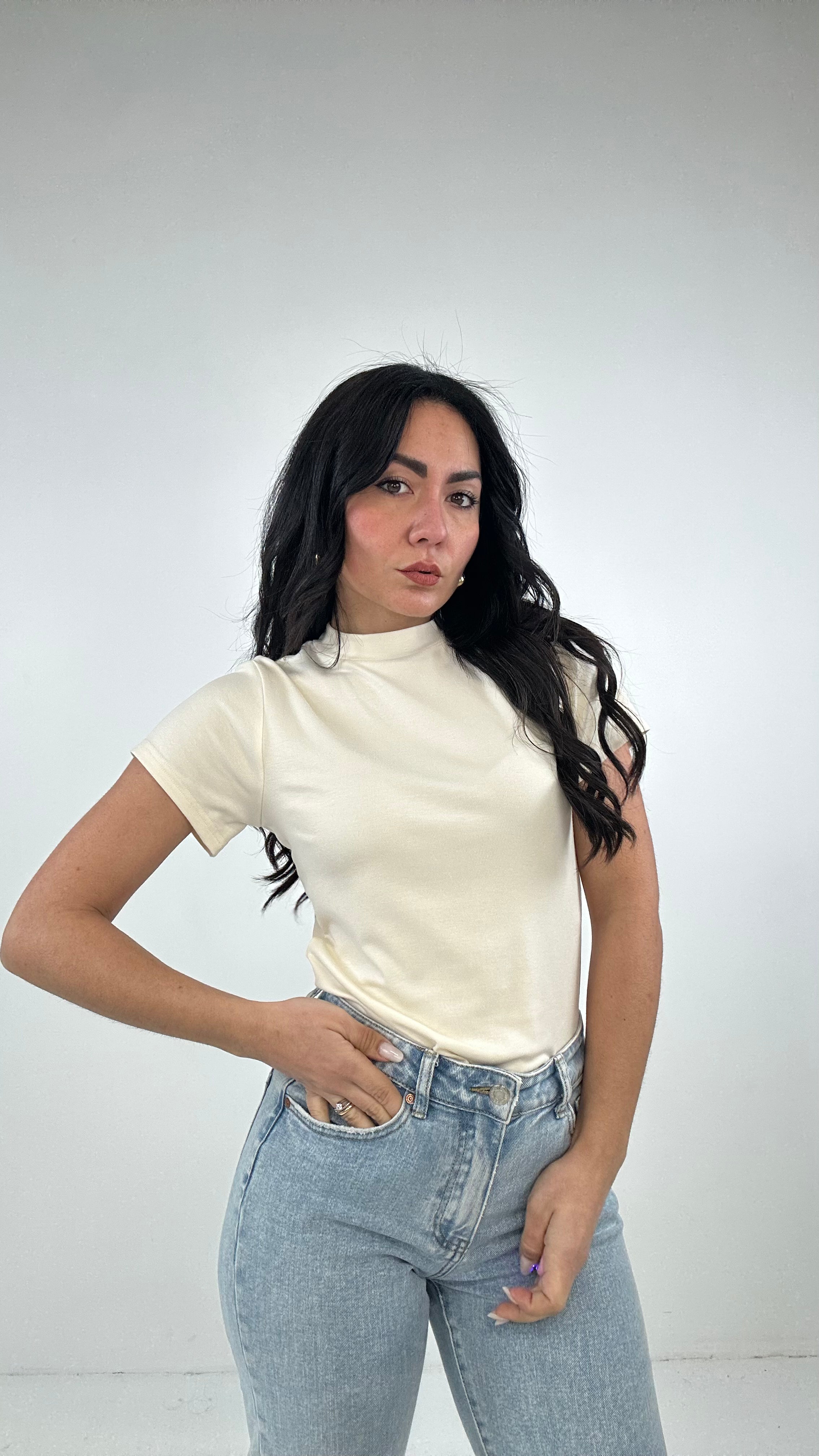 T-shirt COLLO LUPETTO - CREMA