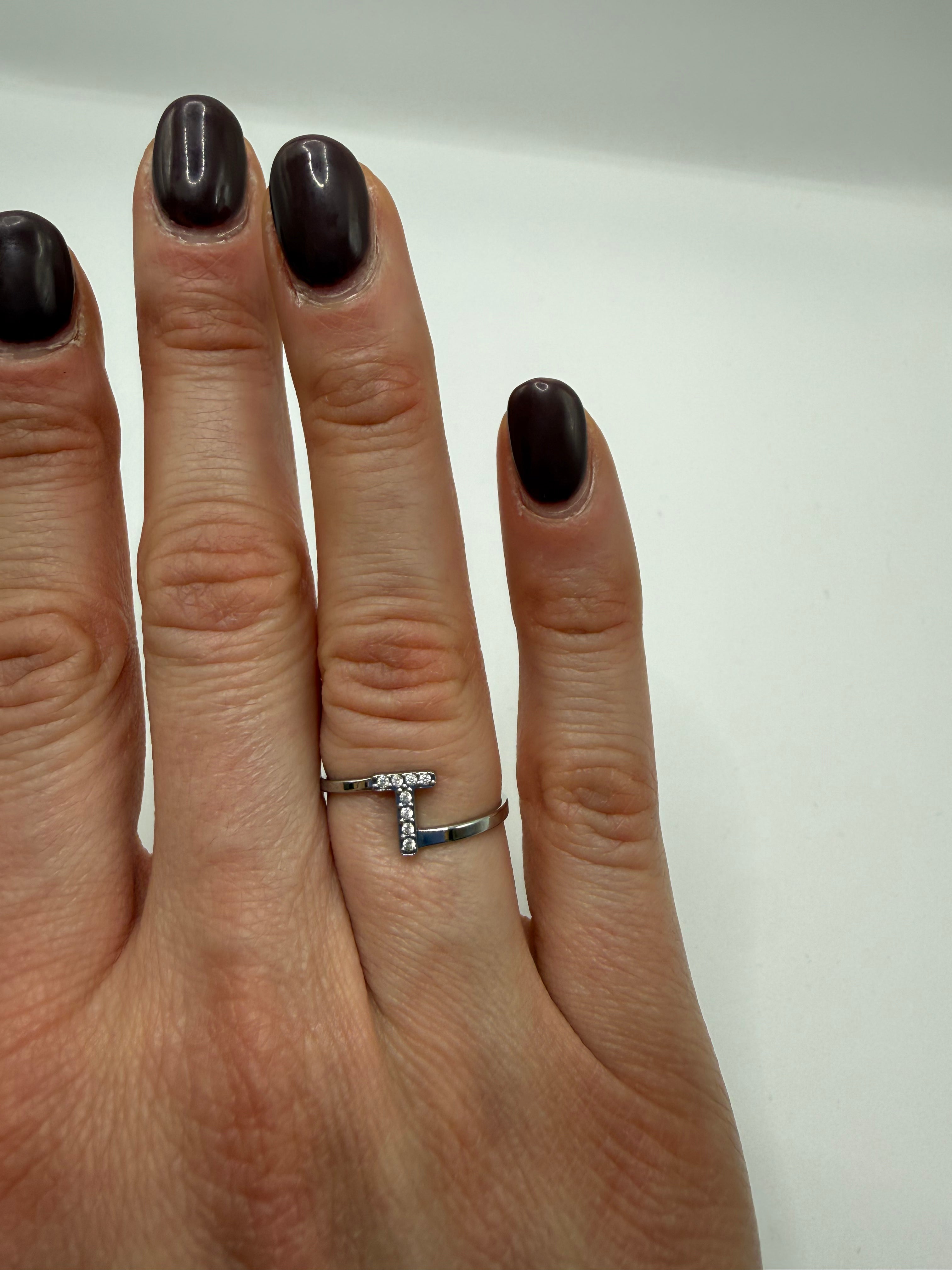 Anello LETTERA ARGENTO - T