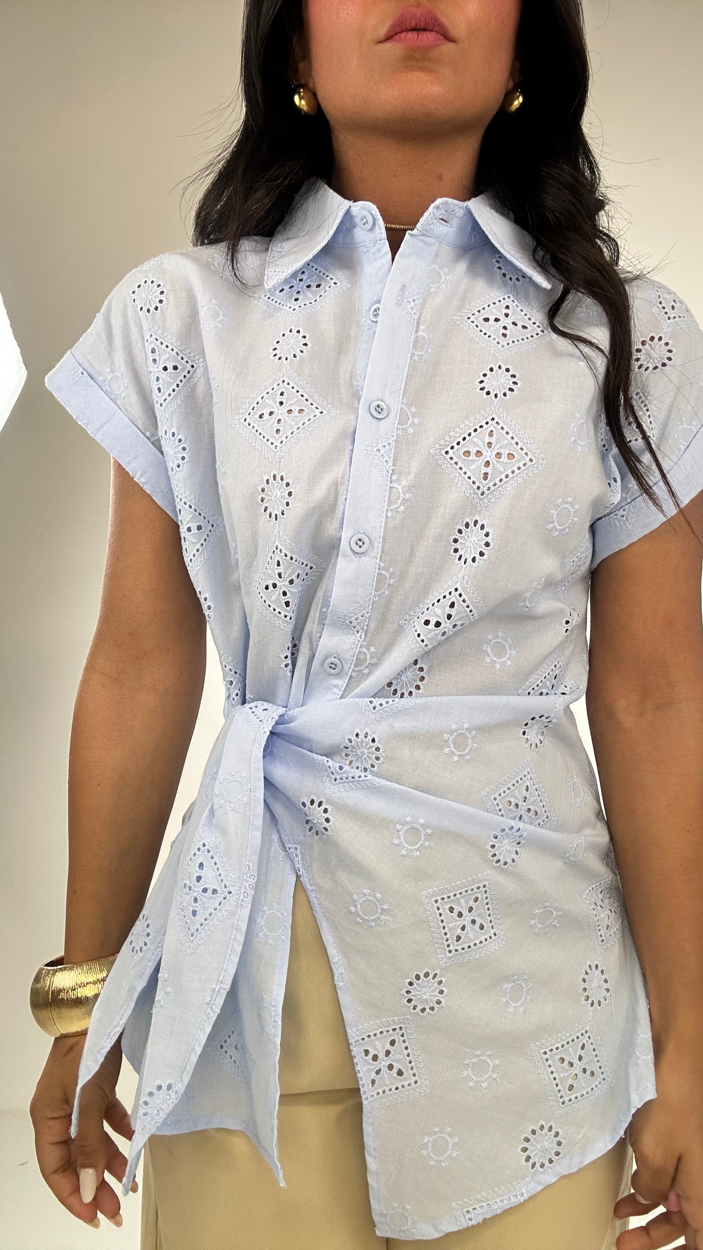 Camicia RICAMO NODO LATERALE - CELESTE