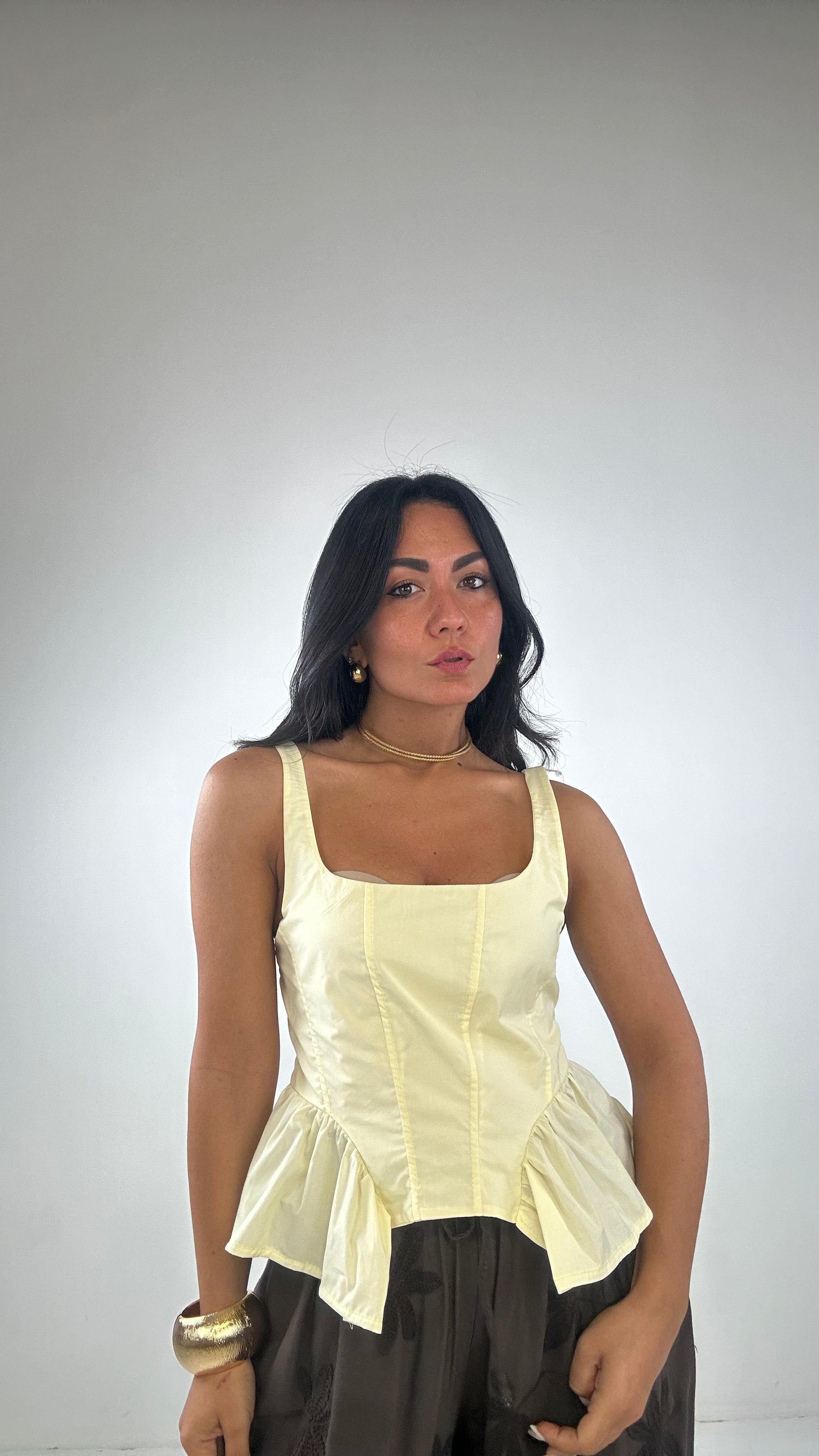 Top NAOMI - GIALLO