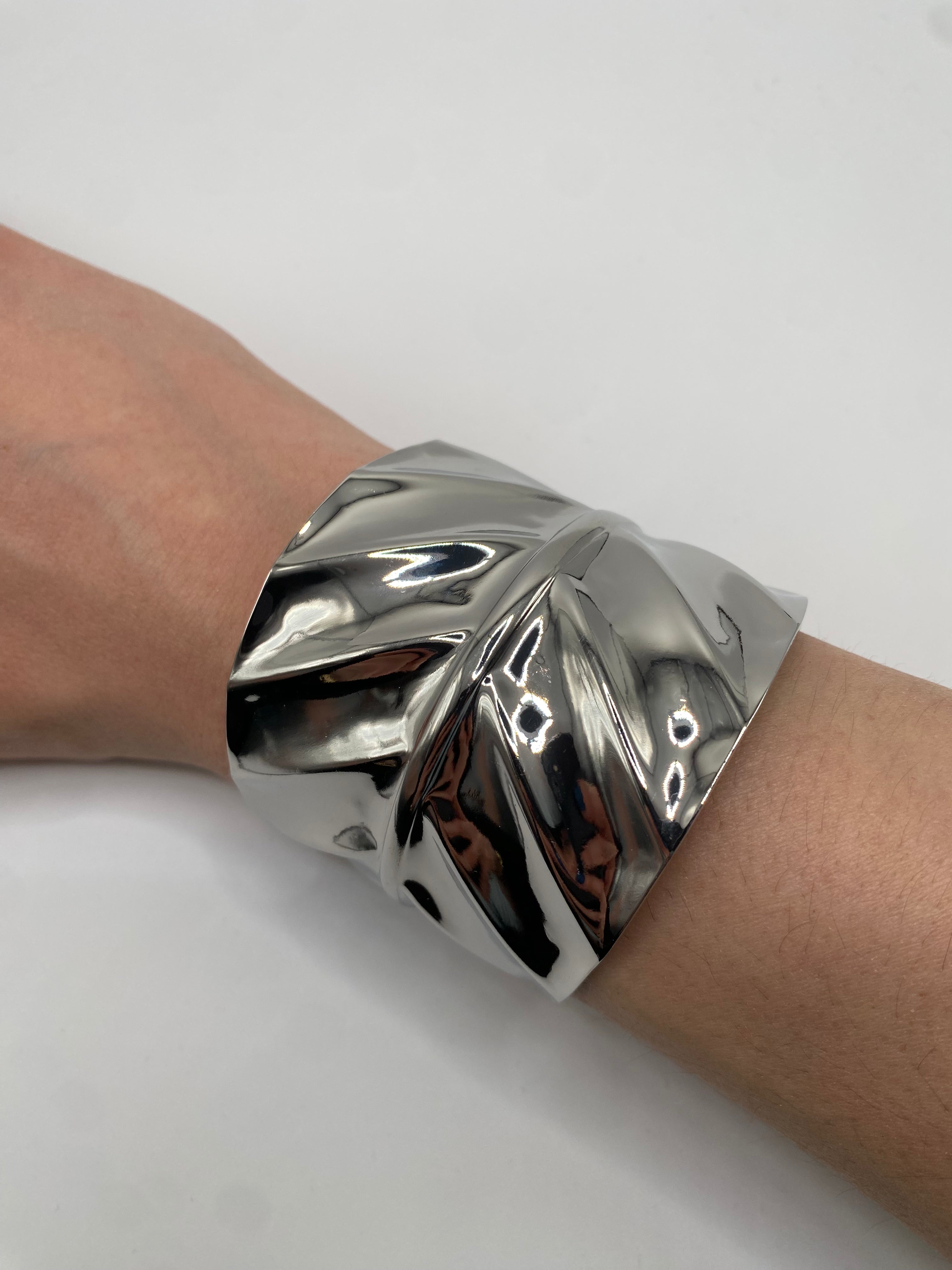 Bracciale FOGLIA GIRATA - ARGENTO