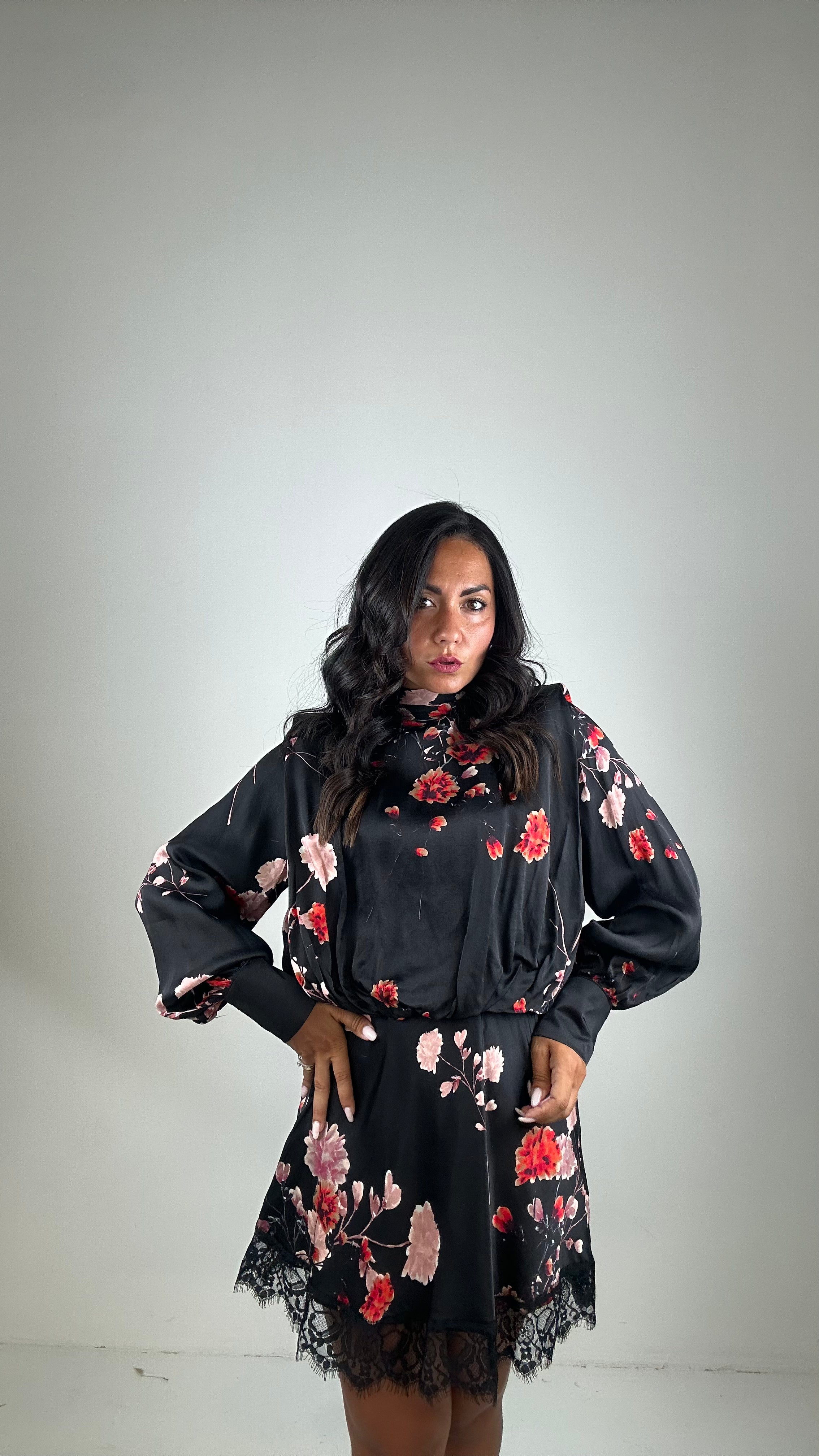Vestito LUMINA SATIN A FIORI - NERO