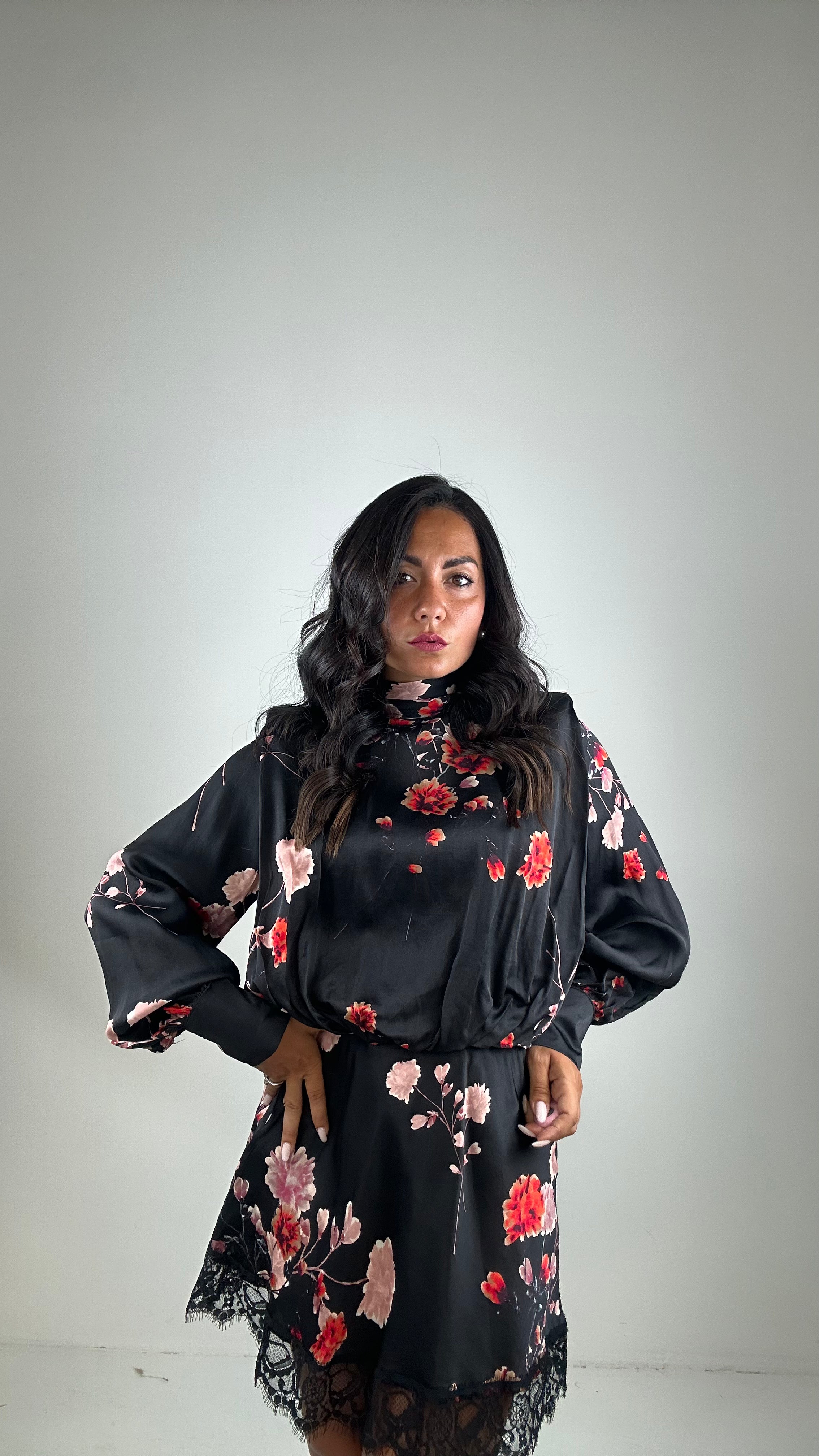 Vestito LUMINA SATIN A FIORI - NERO