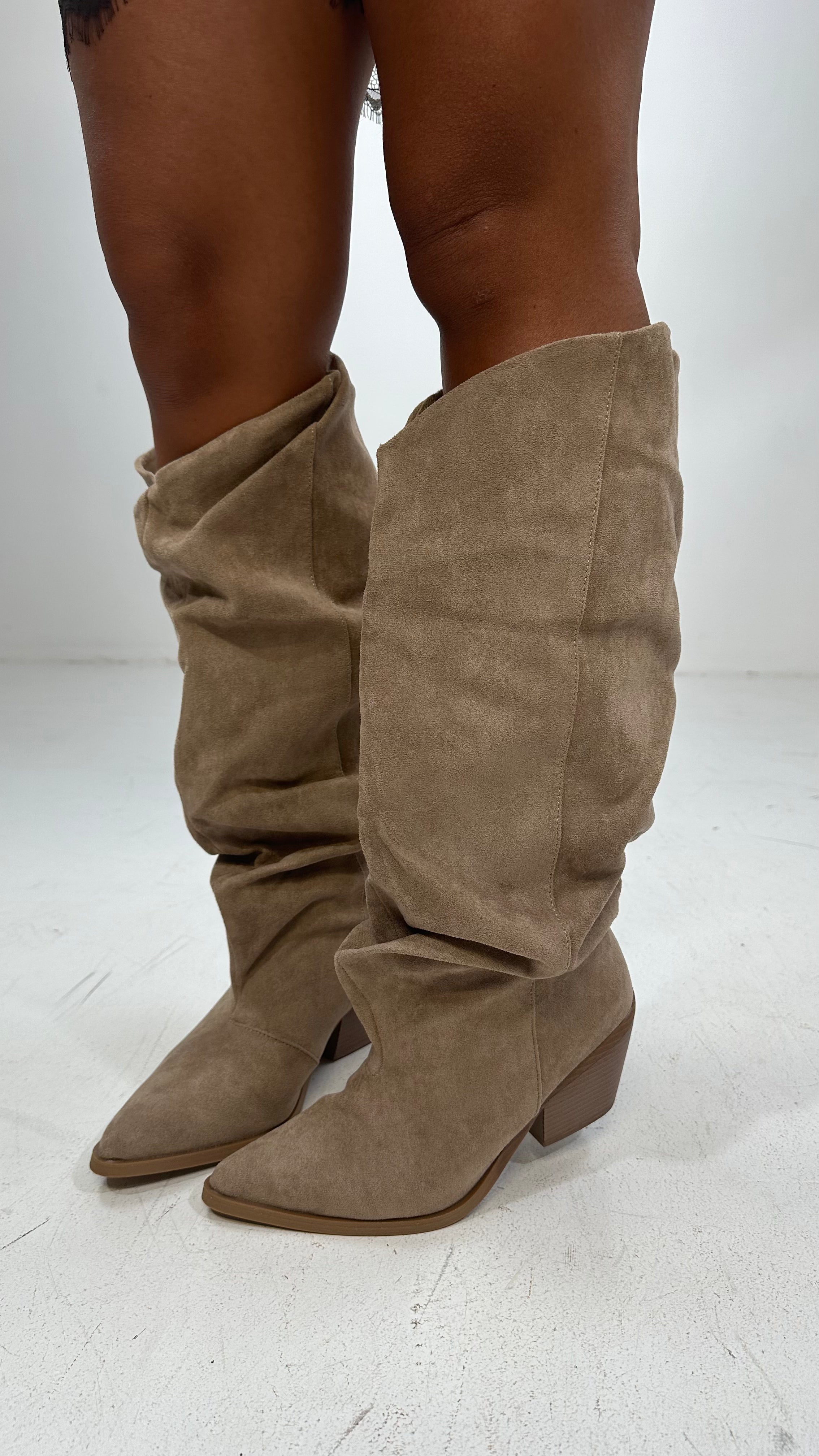 Camperos ARRICCIATO IN CAMOSCIO - BEIGE