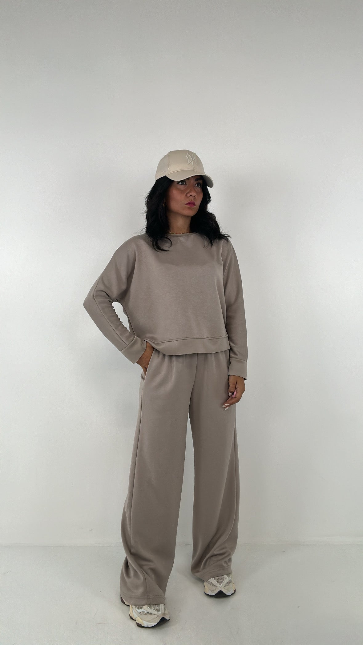 Completo TUTA BASIC - KHAKI