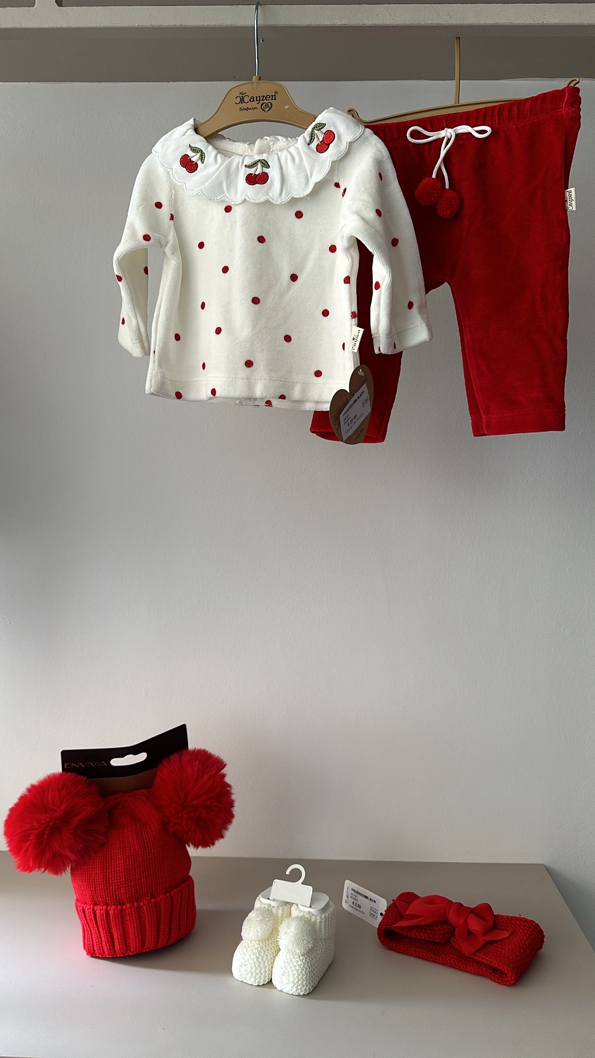 Completo CON CIGLIEGIE 3-18M - PANNA