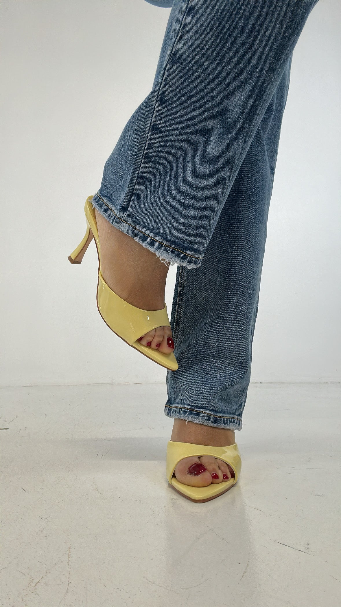 Sabot IN VERNICE - GIALLO