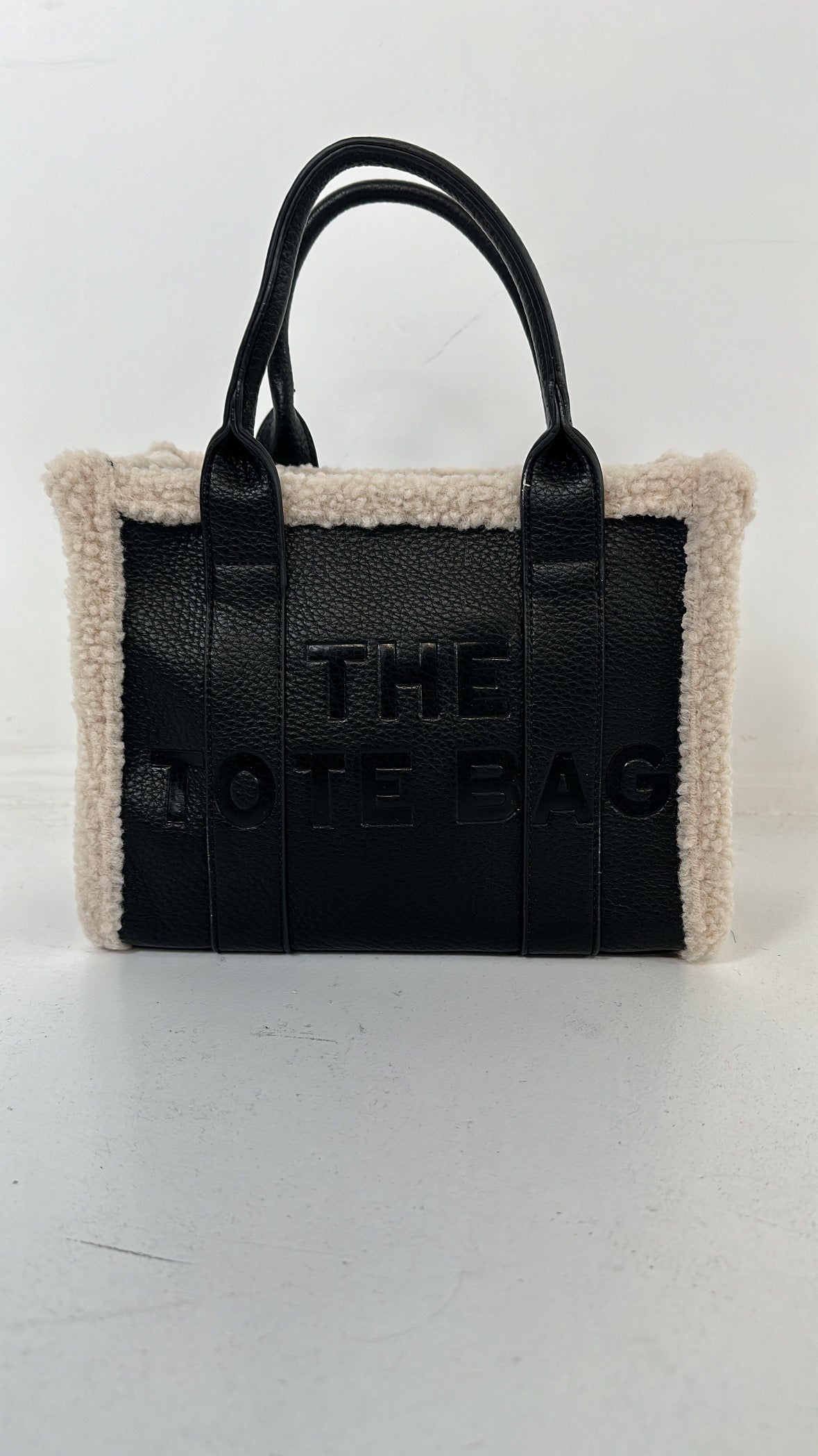 The TOTE PELLICCIA MEDIUM - NERO