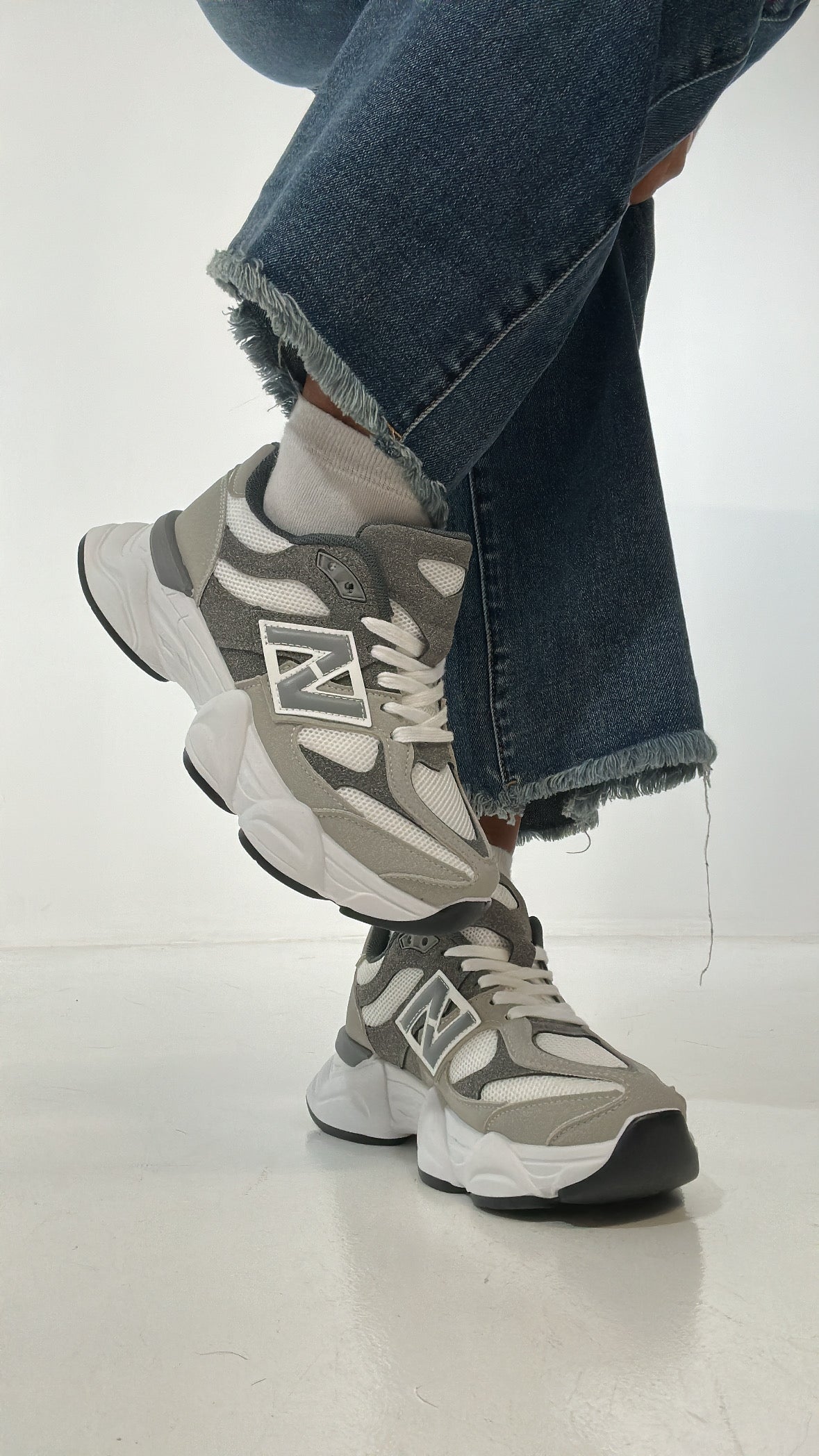 Sneakers NEWB - GRIGIO